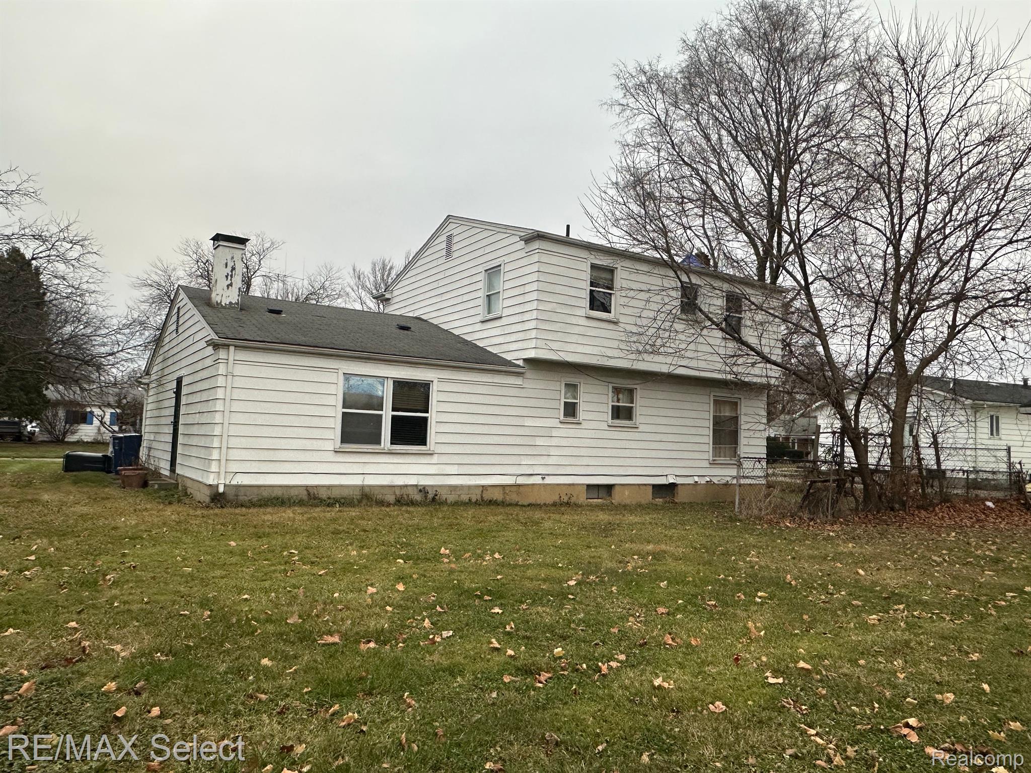 3802 LYNN Court