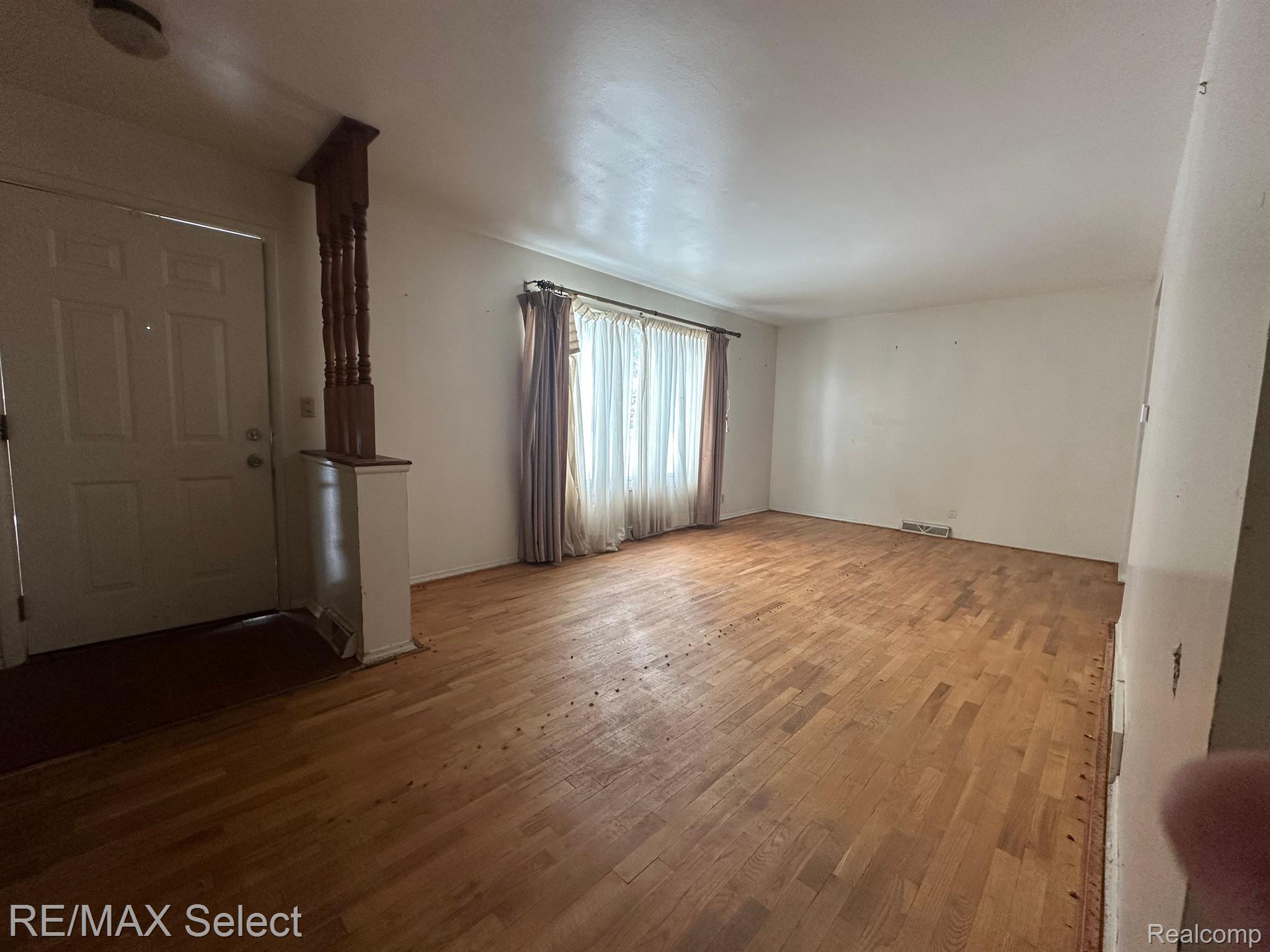 3802 LYNN Court
