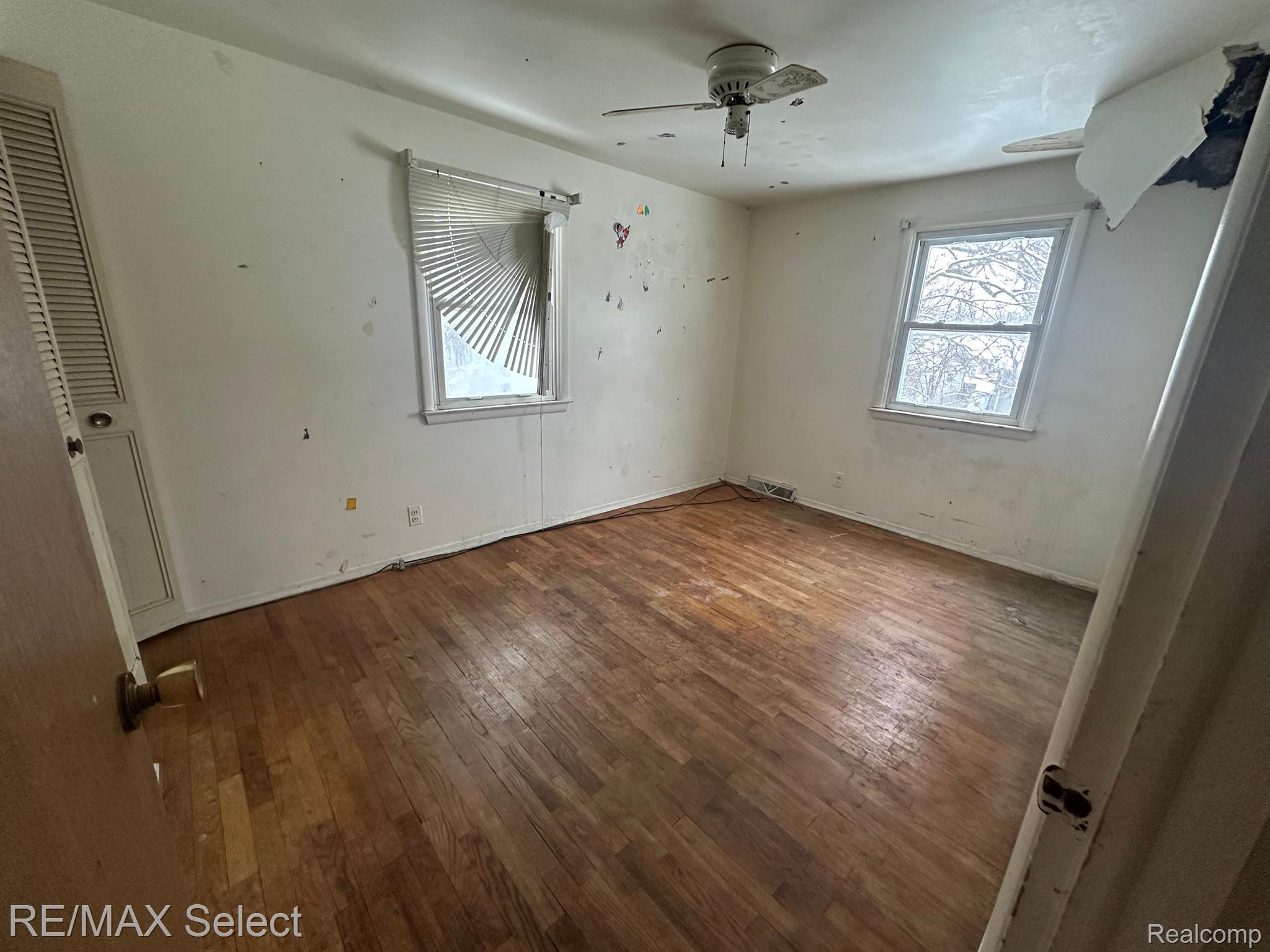3802 LYNN Court