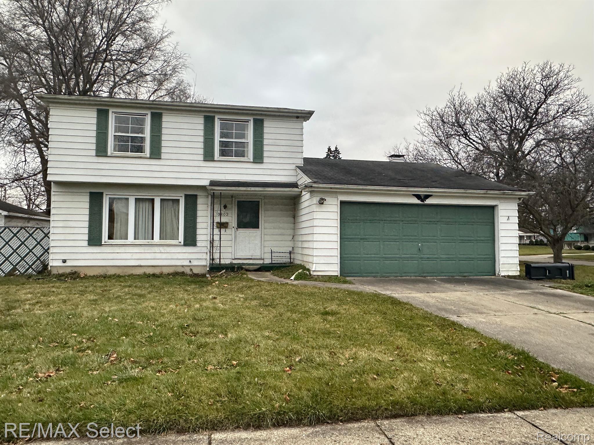3802 LYNN Court
