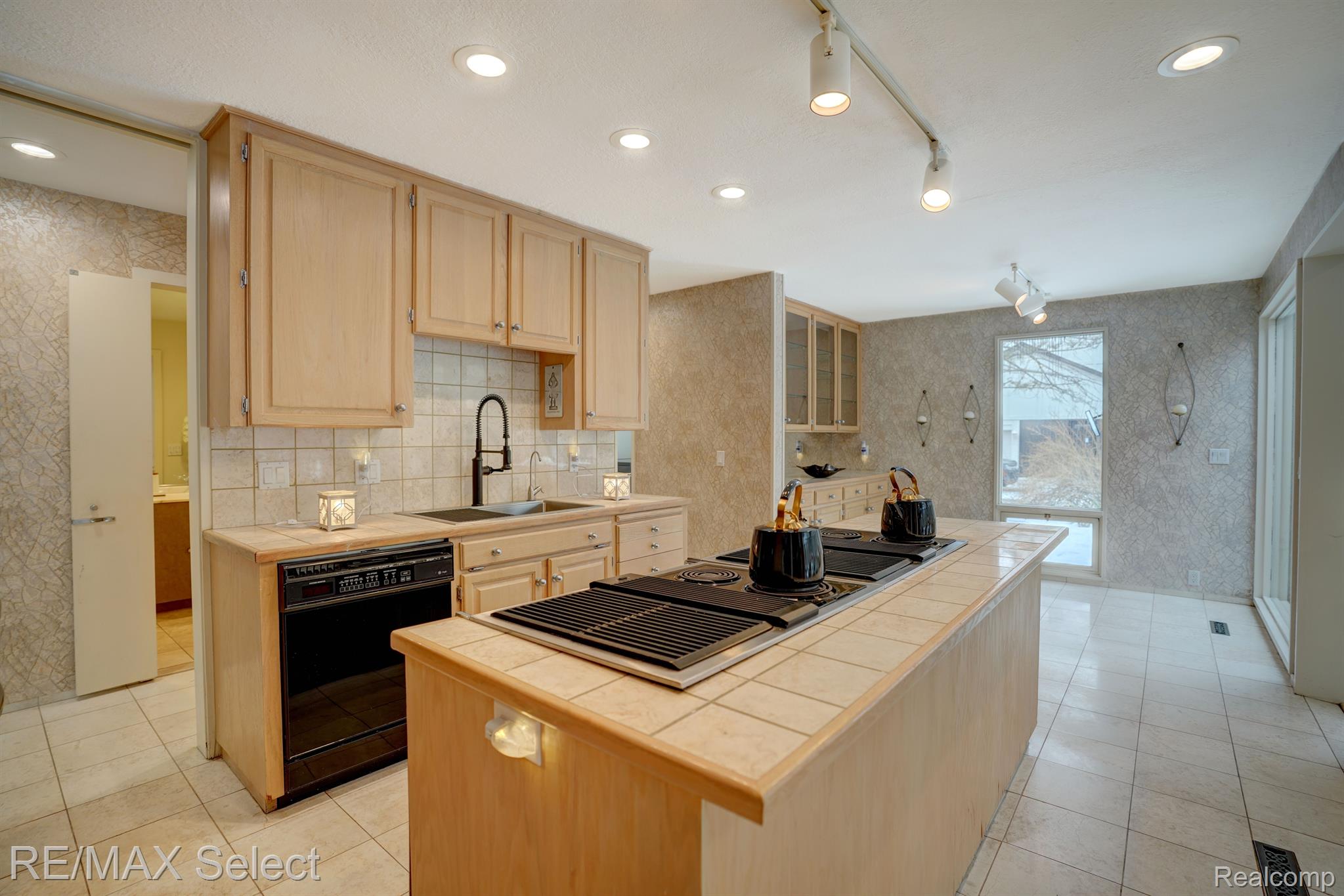 6032 WINGED FOOT Drive