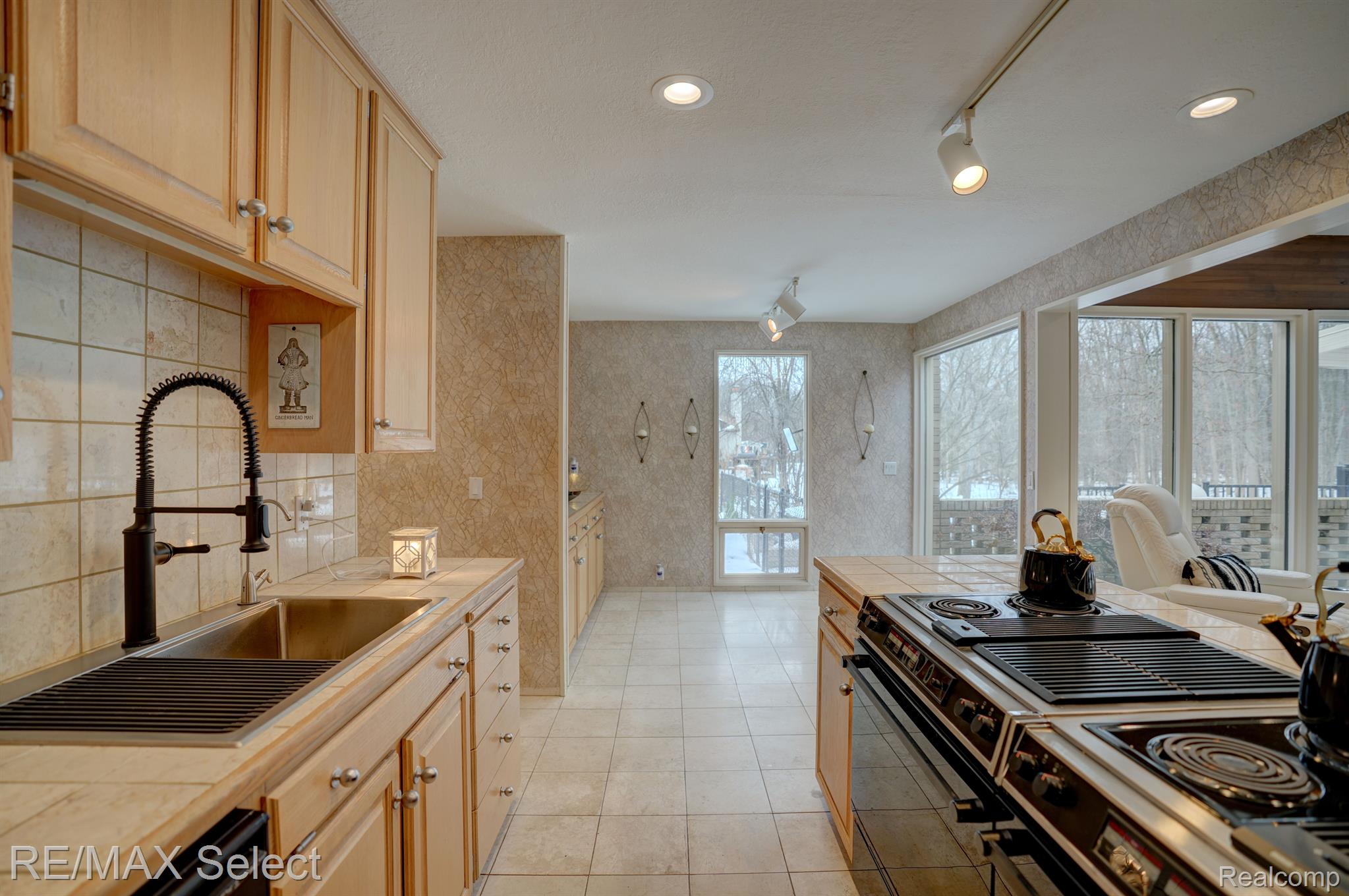 6032 WINGED FOOT Drive