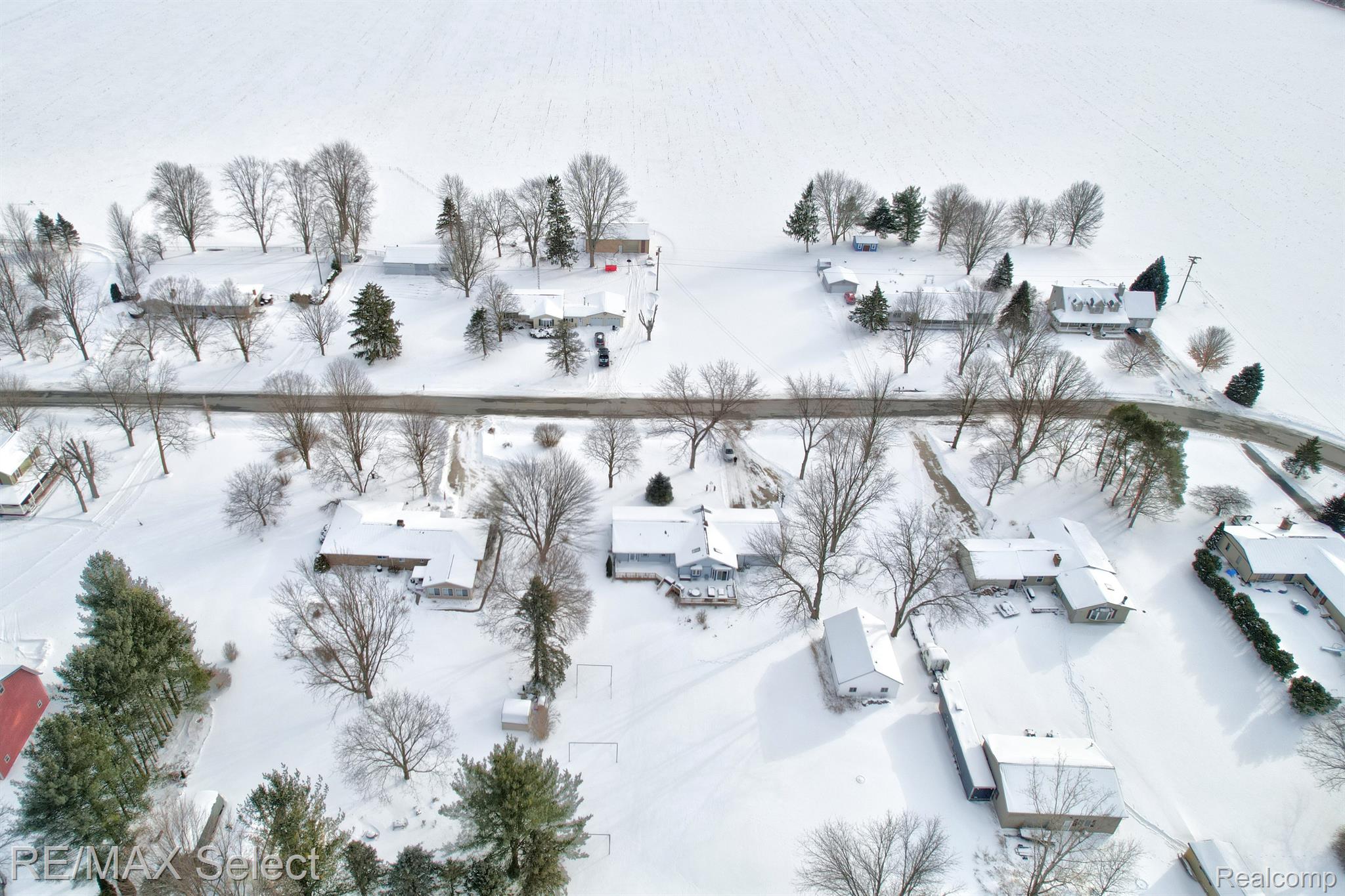 5218 FIELD Road