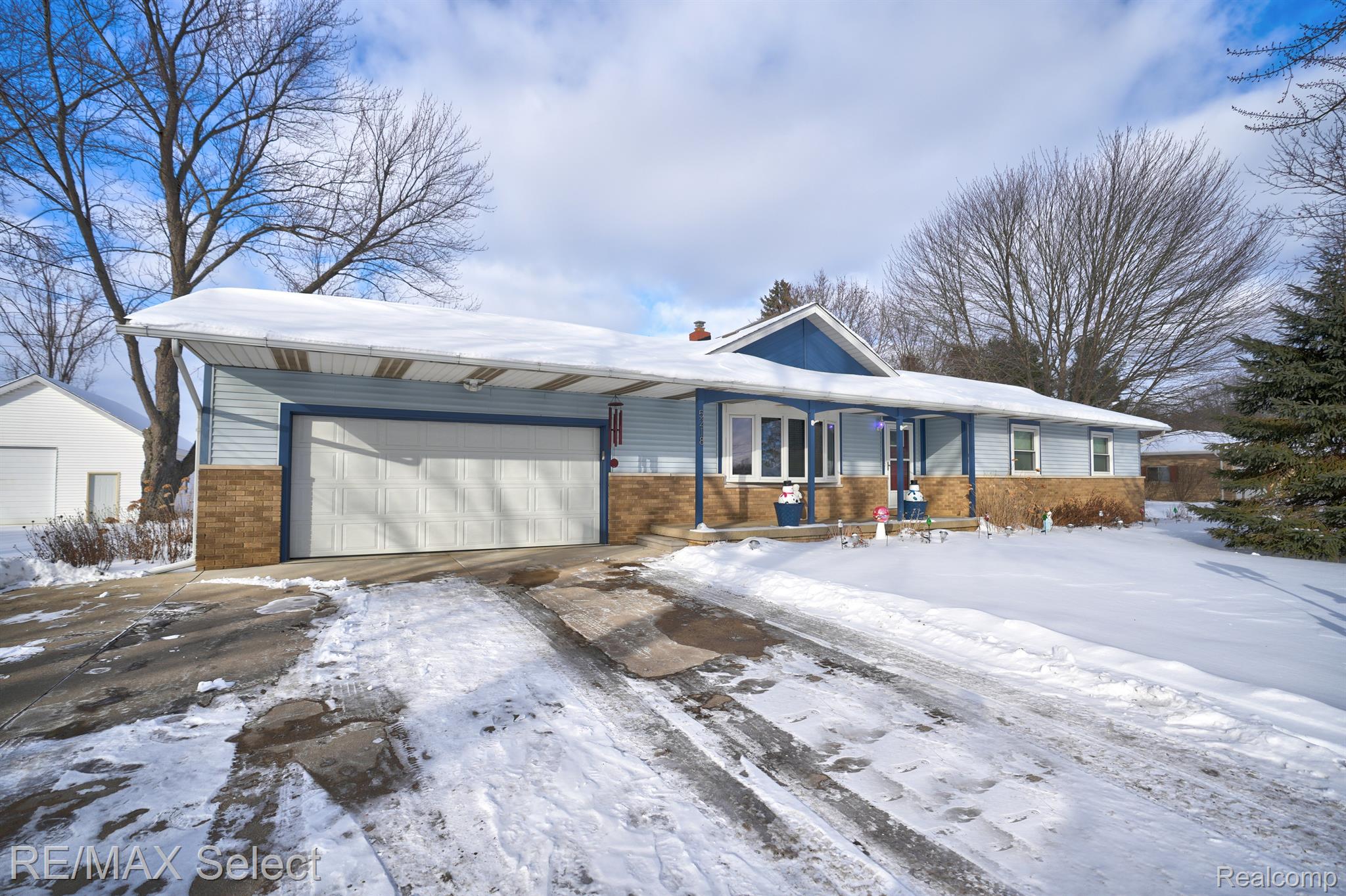 5218 FIELD Road