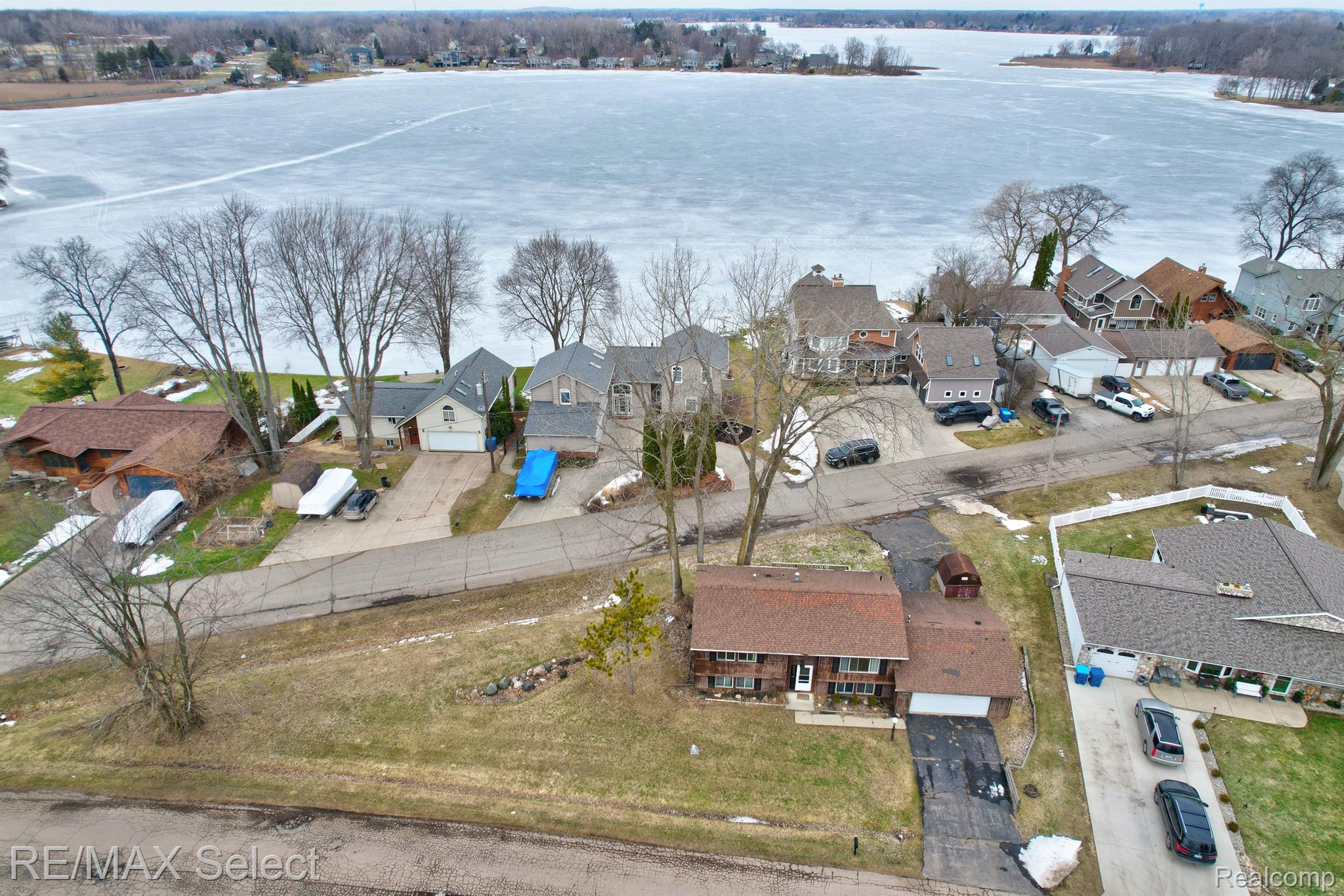 2470 CRANE Road