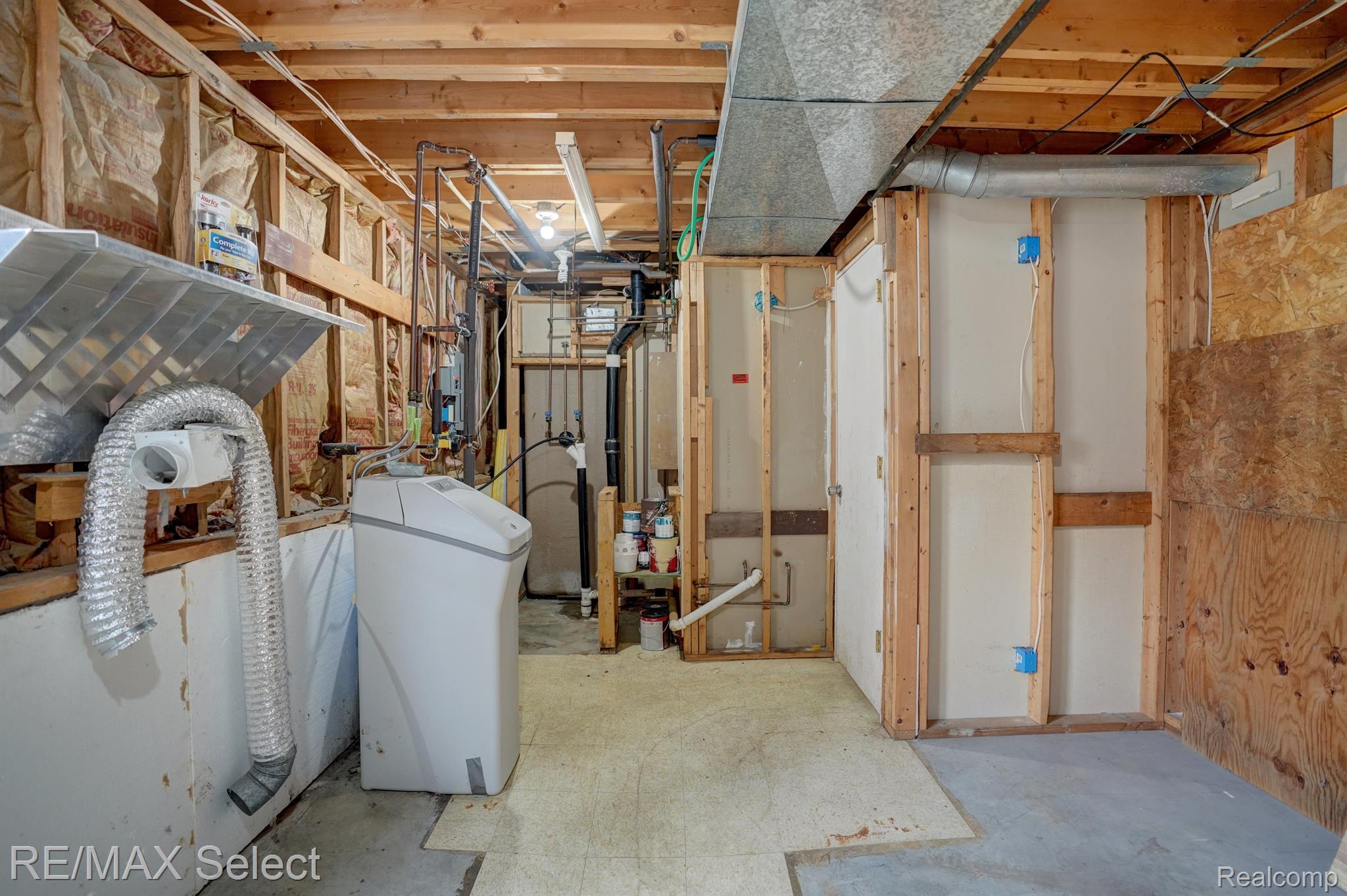 2470 CRANE Road