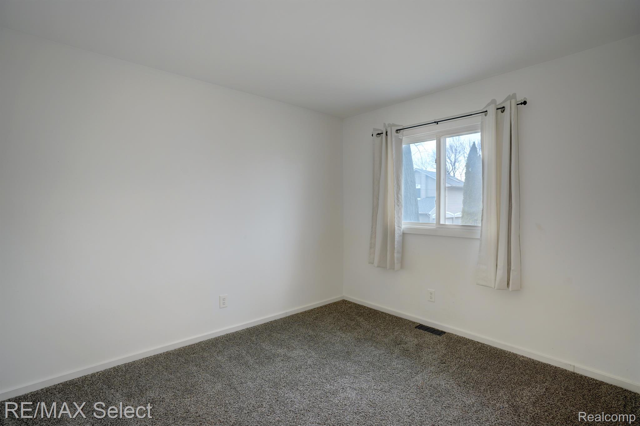 2470 CRANE Road