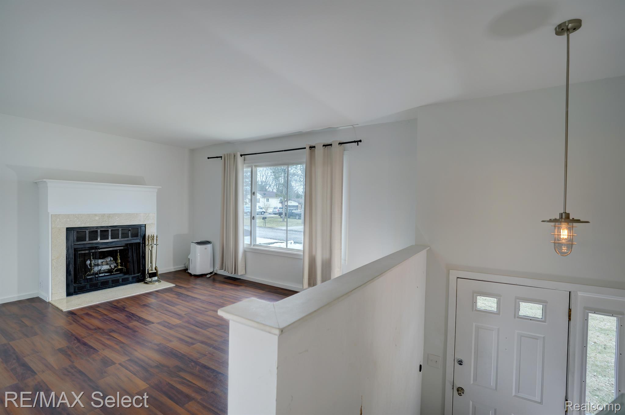 2470 CRANE Road