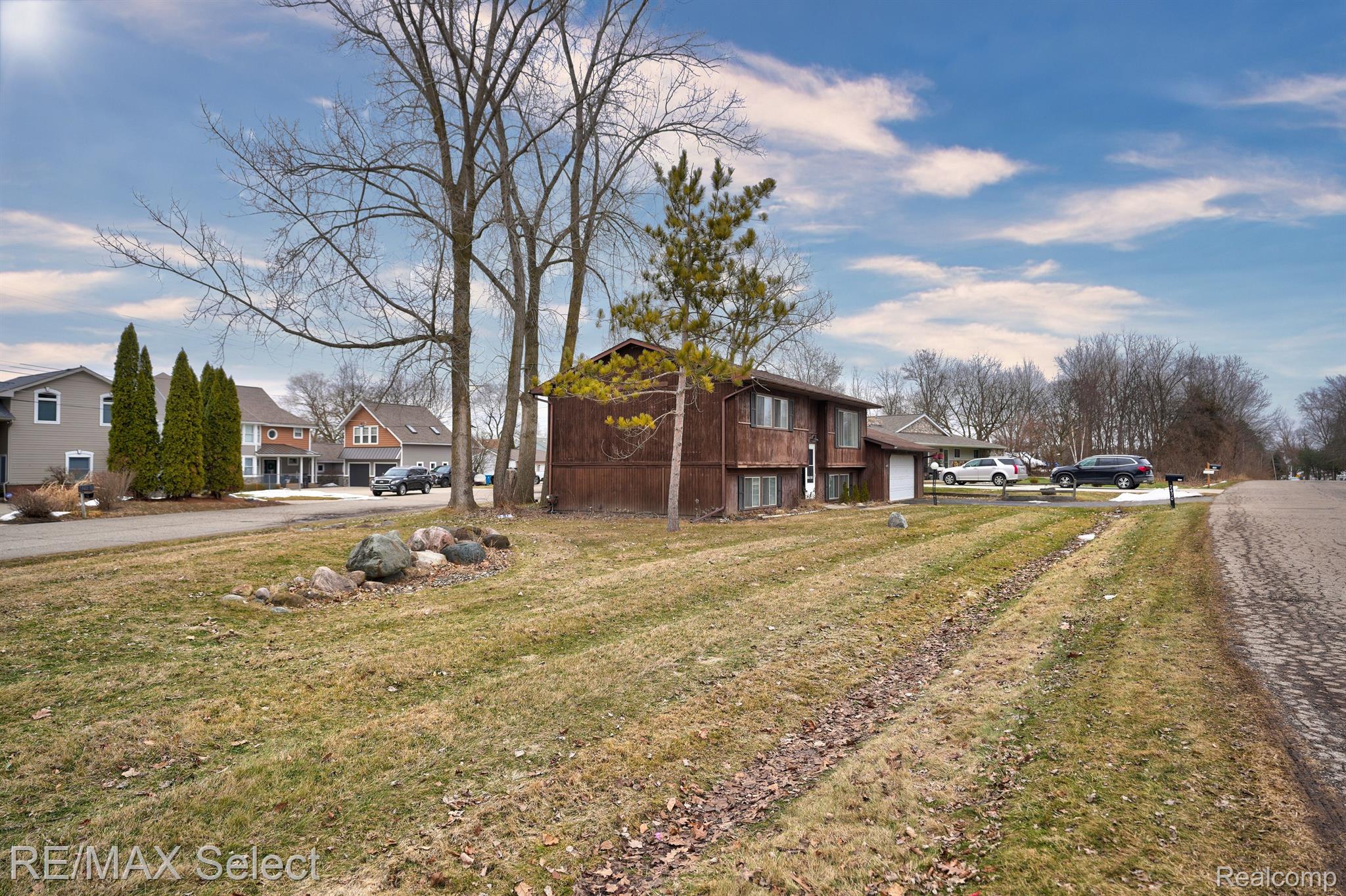 2470 CRANE Road