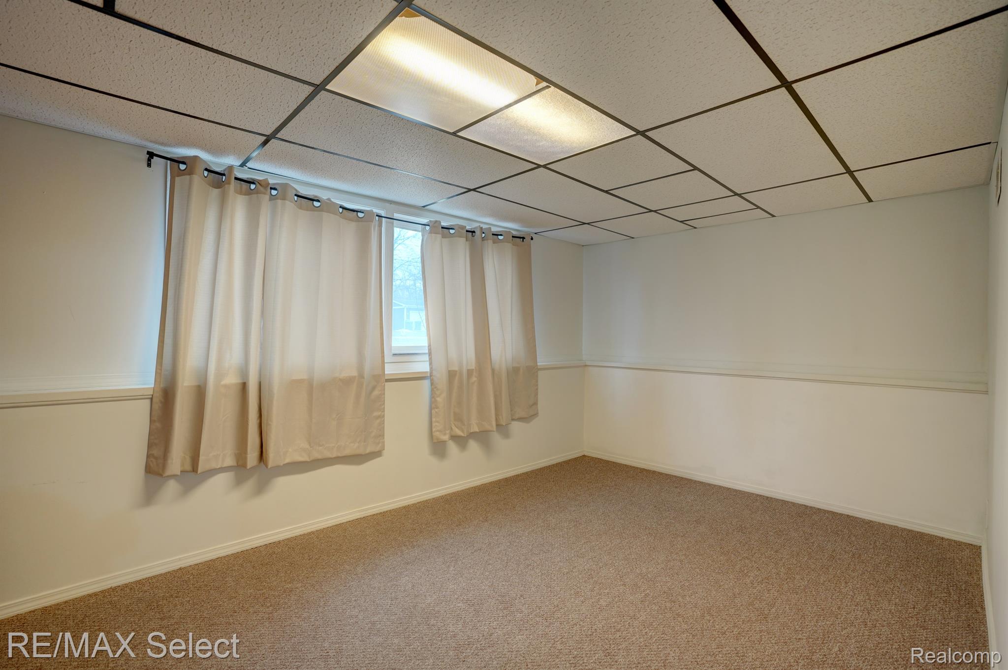 2470 CRANE Road