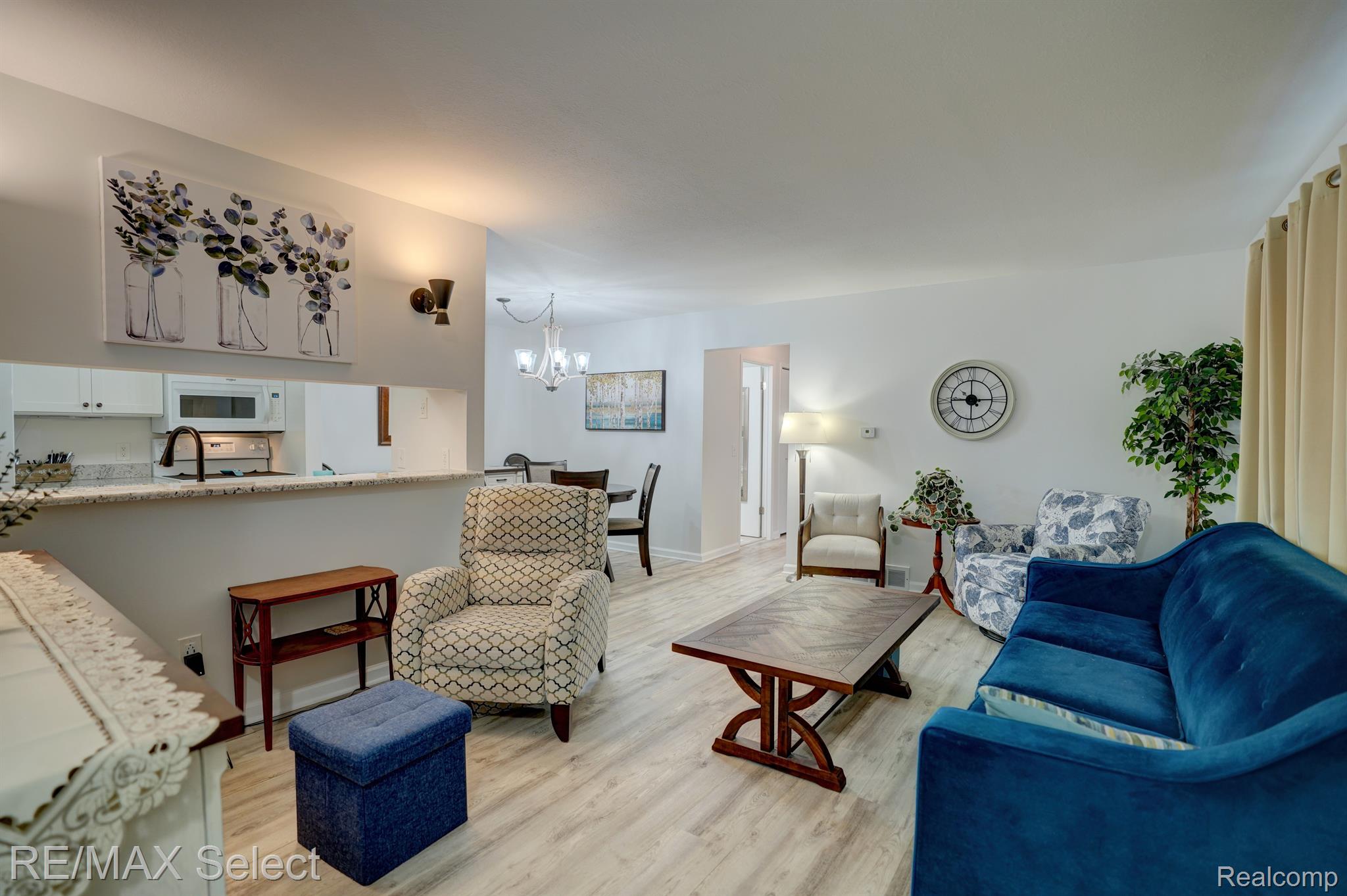 1452 LEISURE Drive