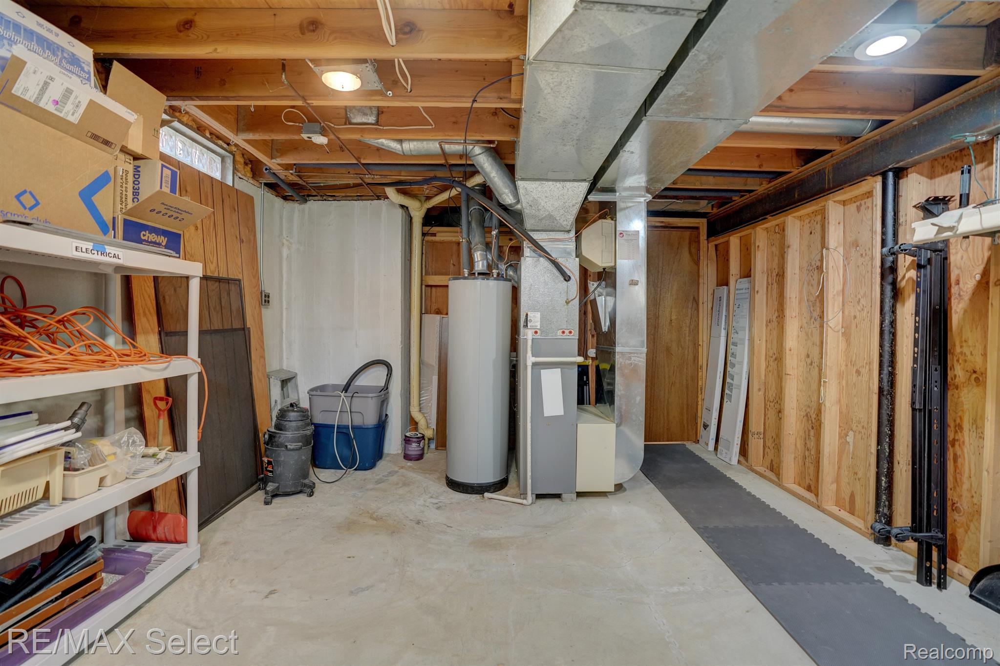 1452 LEISURE Drive