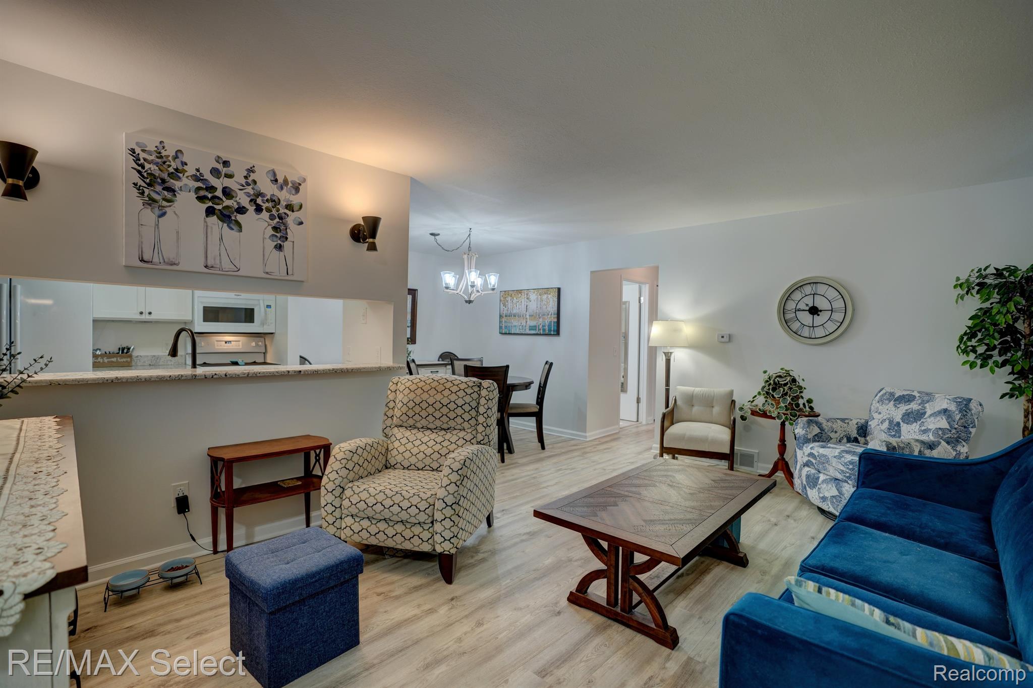 1452 LEISURE Drive