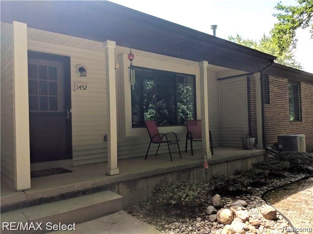 1452 LEISURE Drive