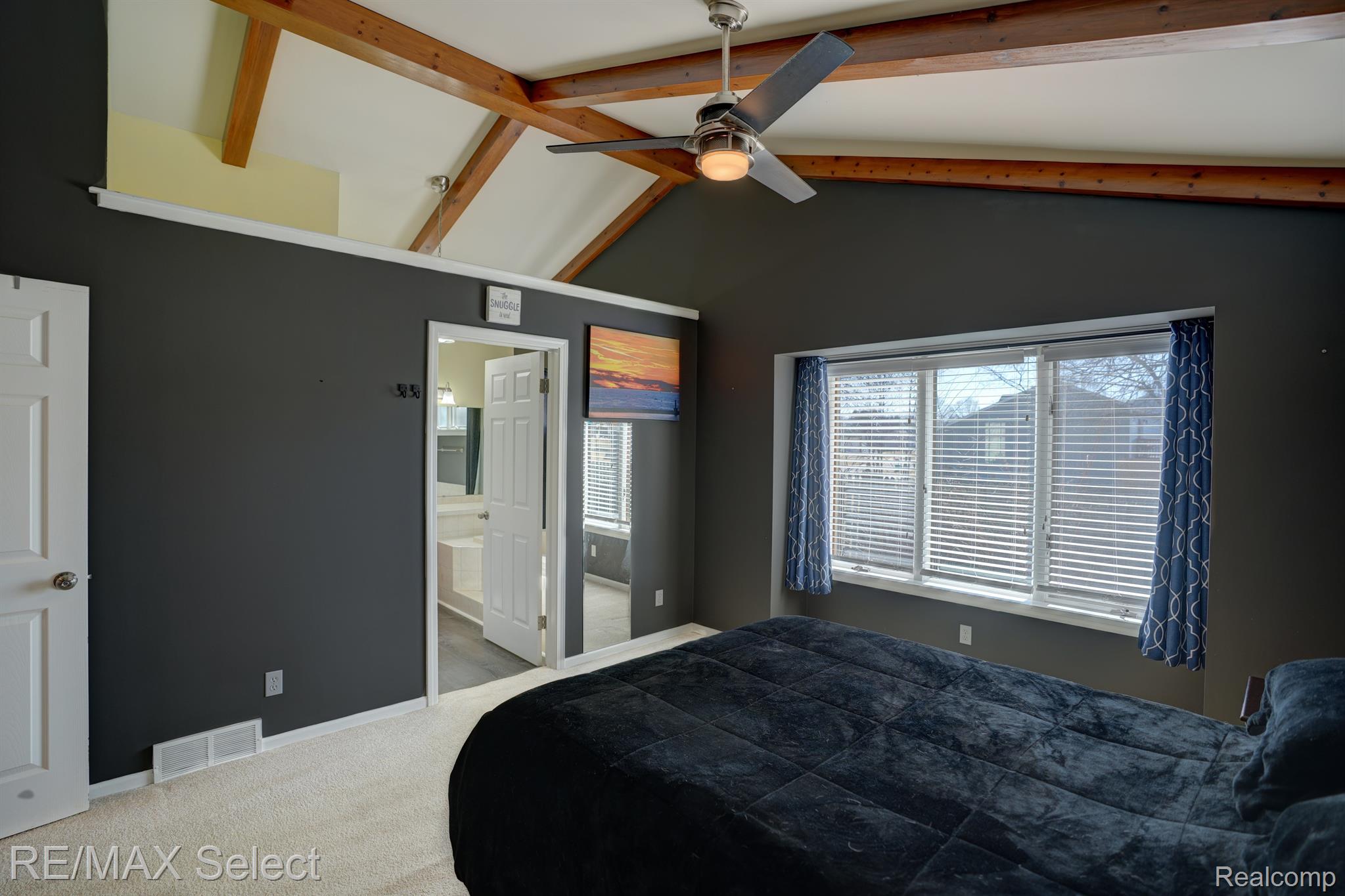 436 WINDY Bluff