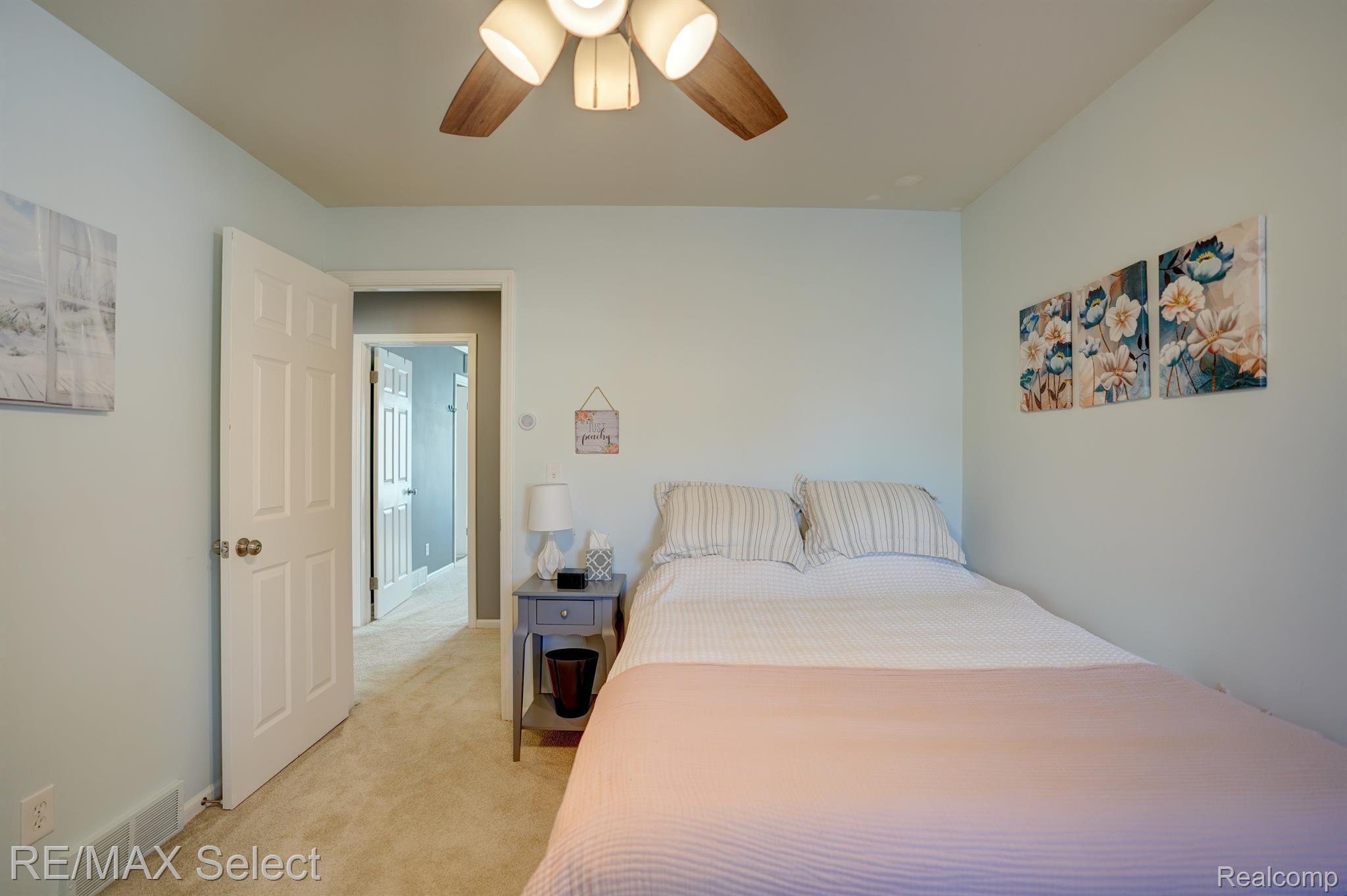 436 WINDY Bluff