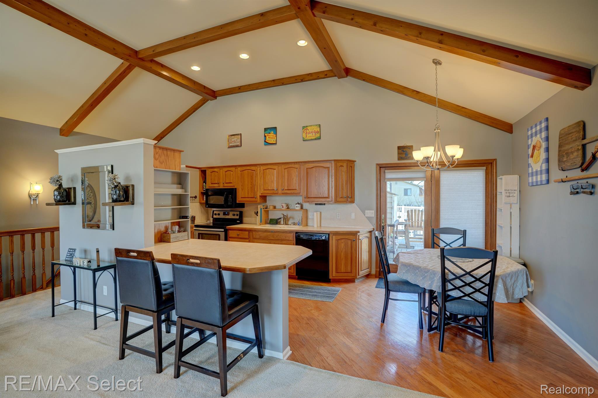 436 WINDY Bluff