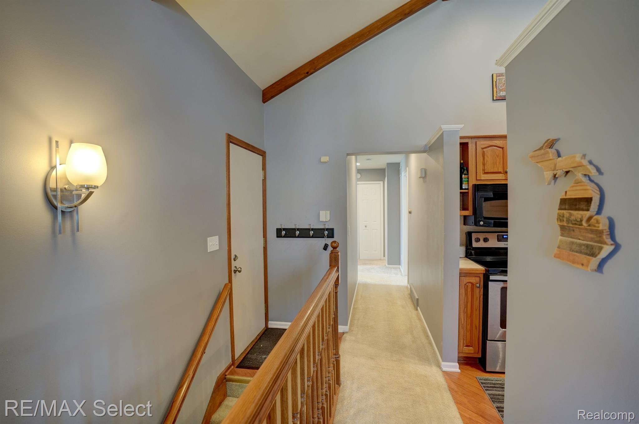 436 WINDY Bluff