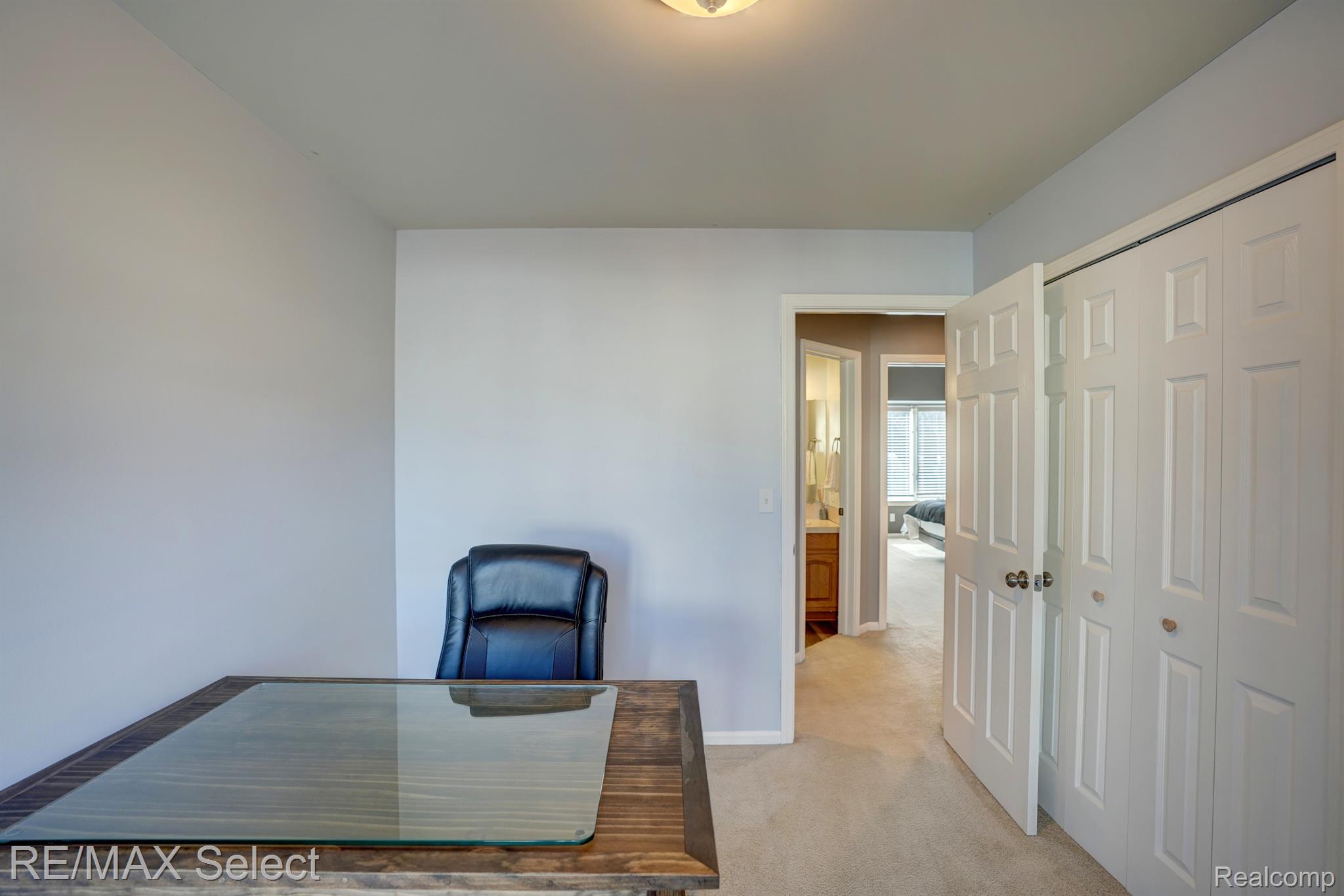 436 WINDY Bluff