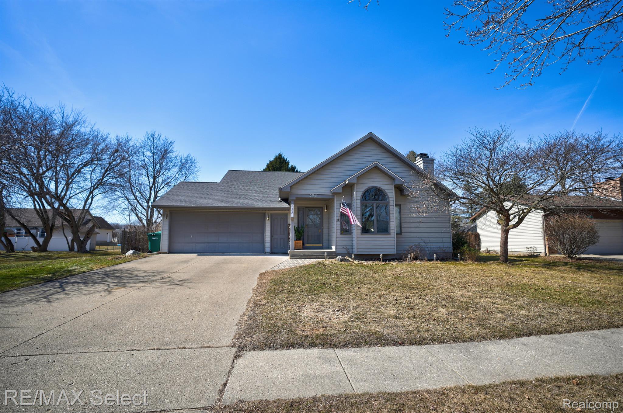 436 WINDY Bluff