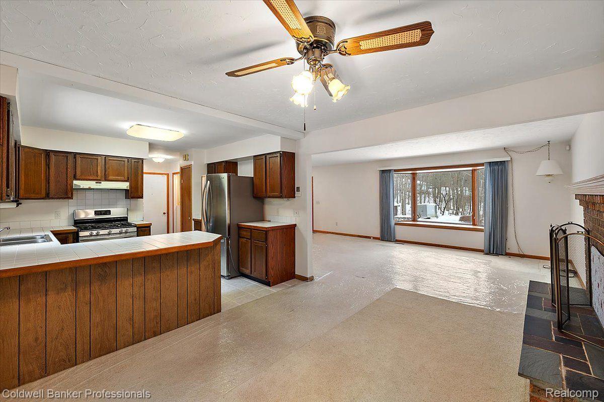 3400 PINE BLUFF