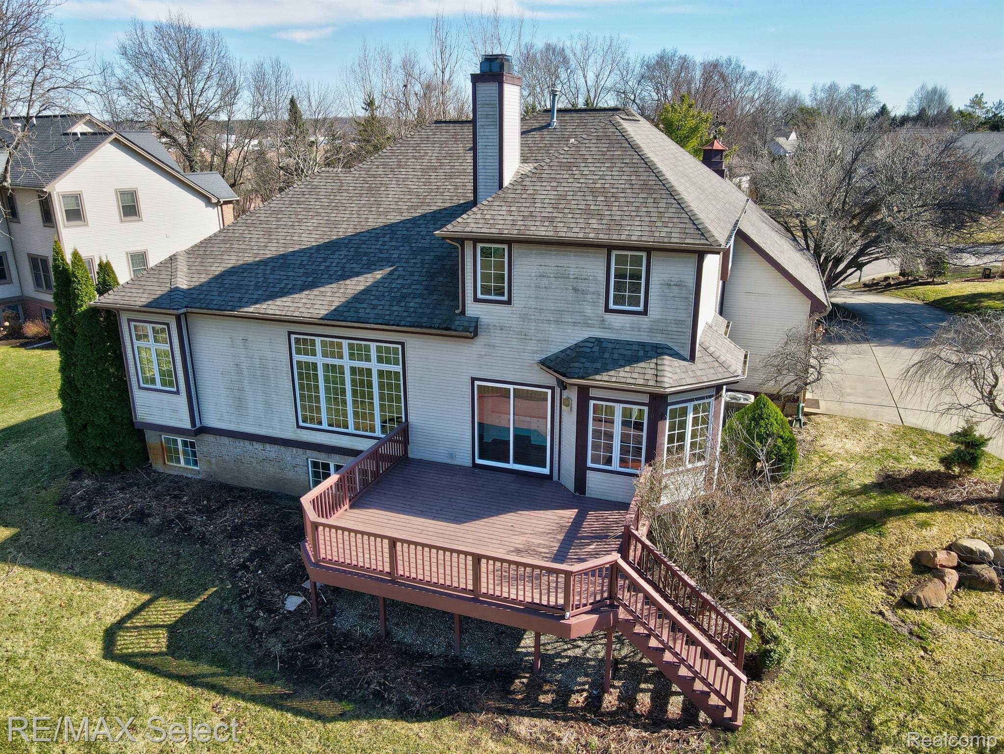 4014 PINE RIDGE