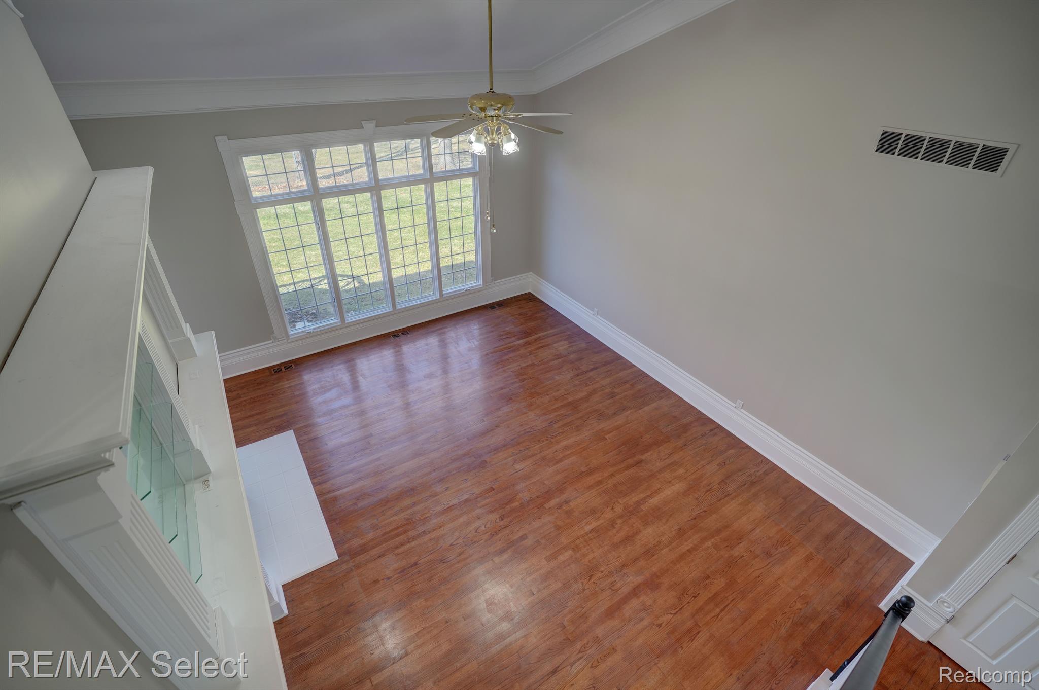 4014 PINE RIDGE