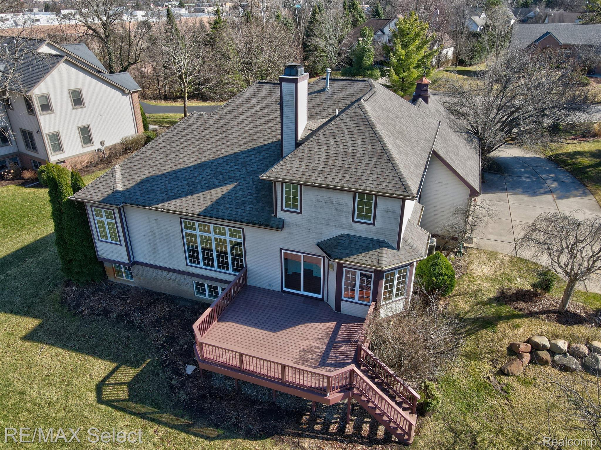 4014 PINE RIDGE