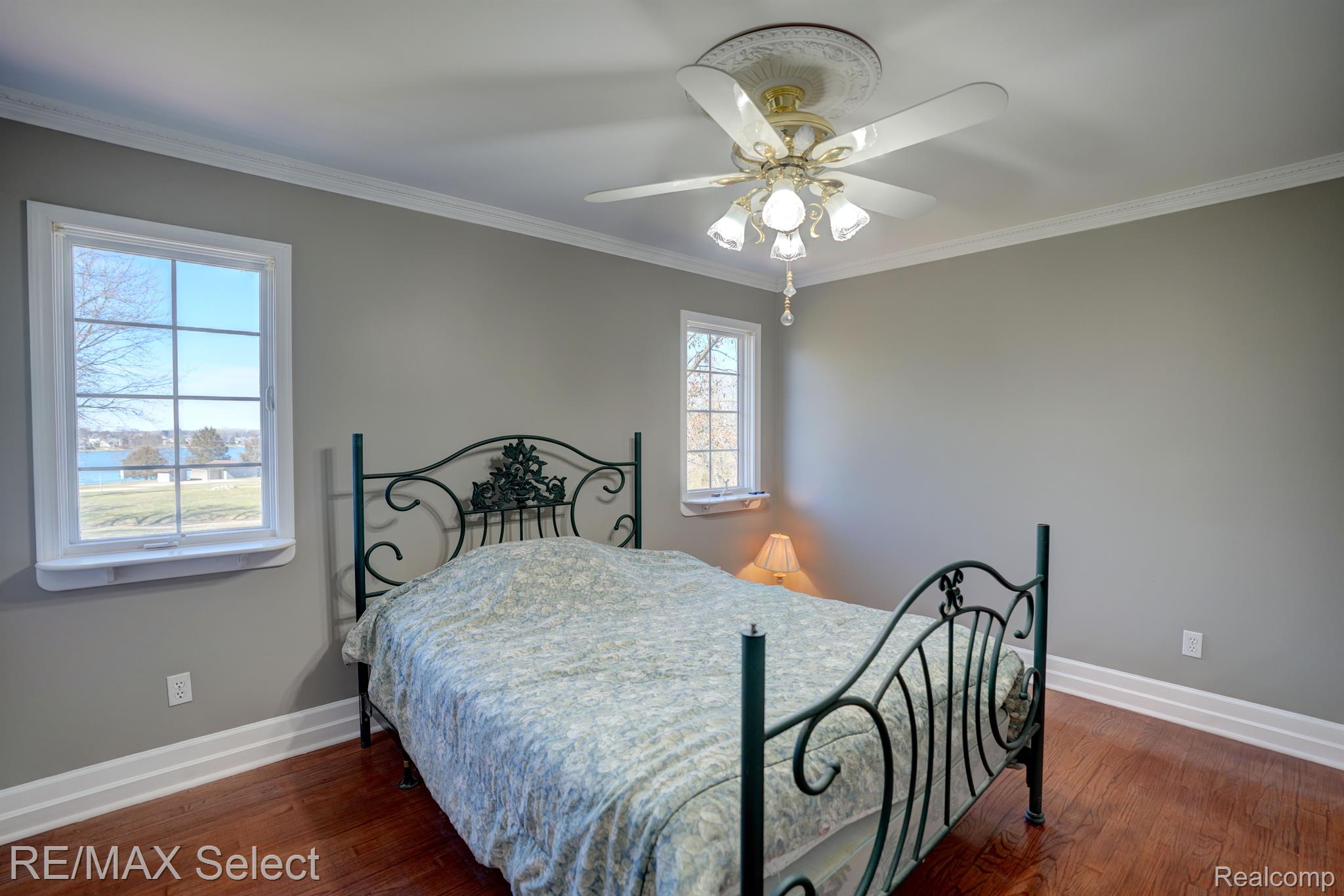 4014 PINE RIDGE