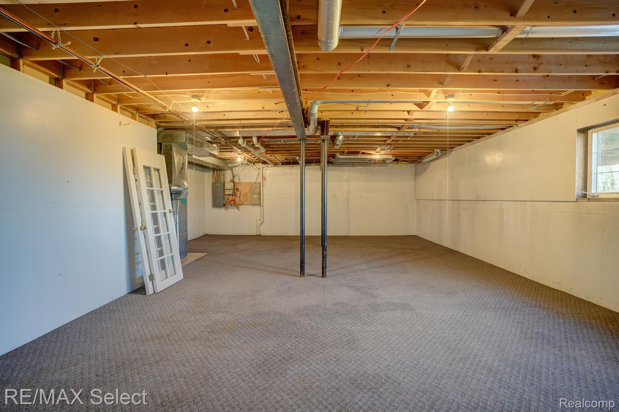 4014 PINE RIDGE