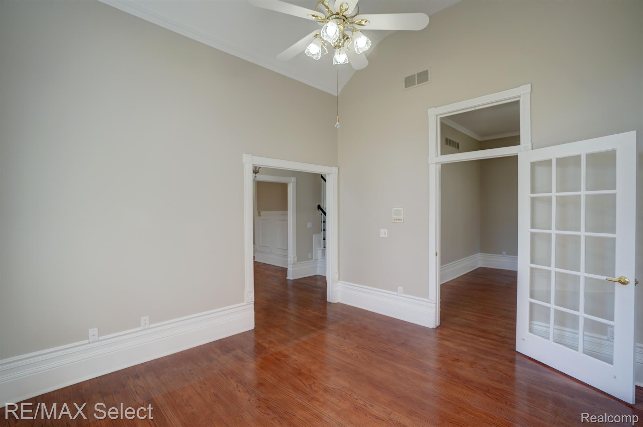 4014 PINE RIDGE