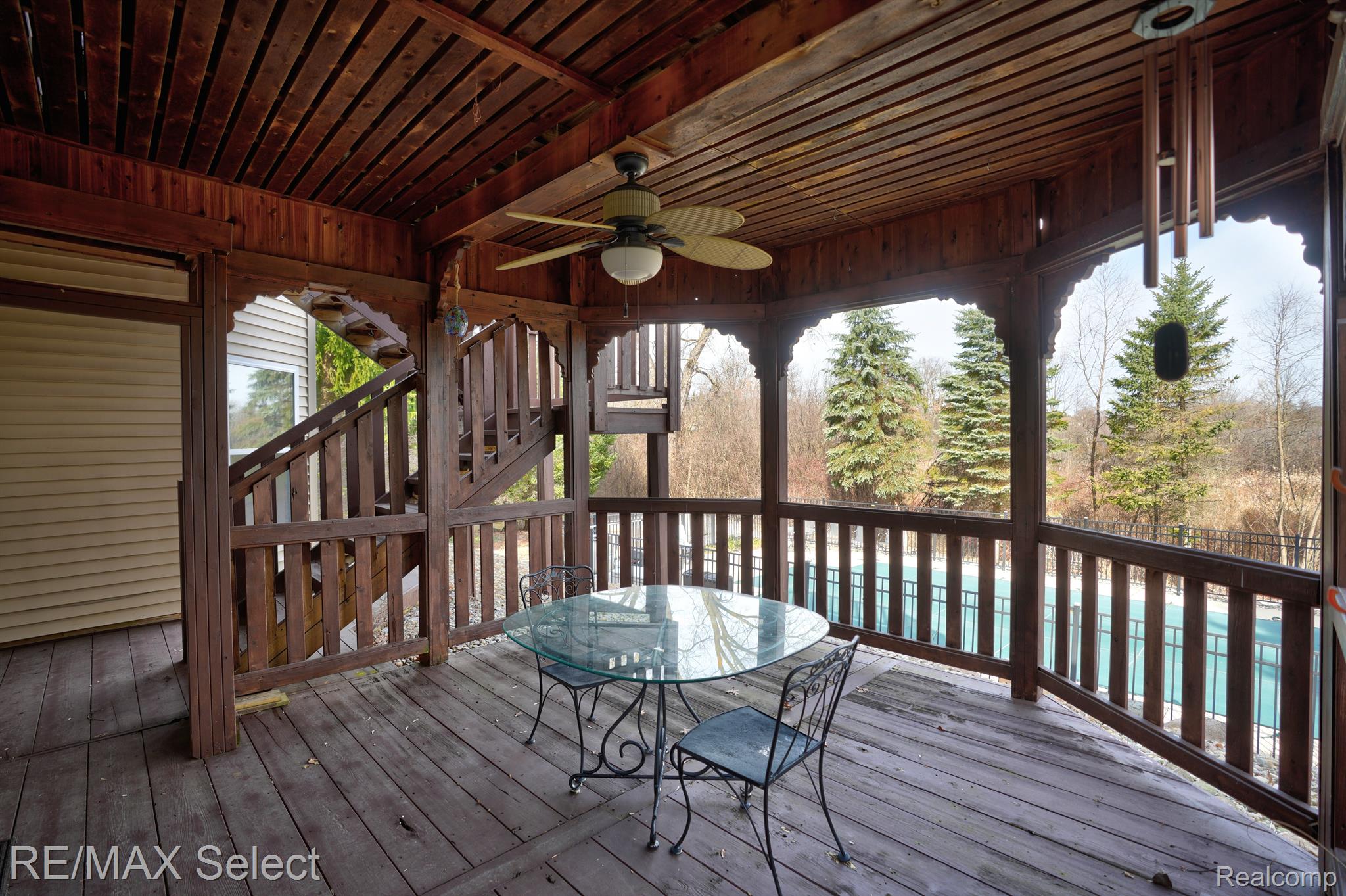 4392 OAK TREE Trail