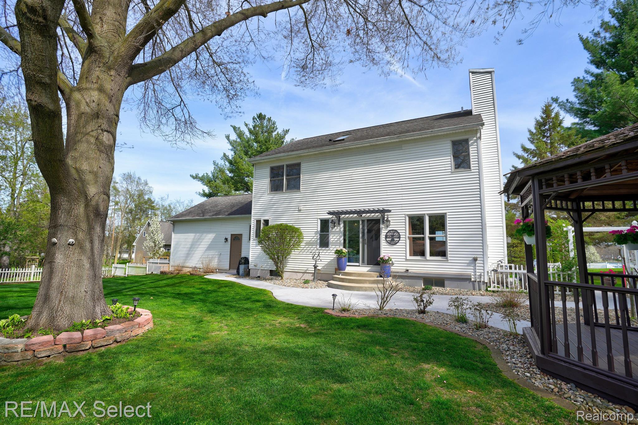 7404 HAVILAND BEACH Drive