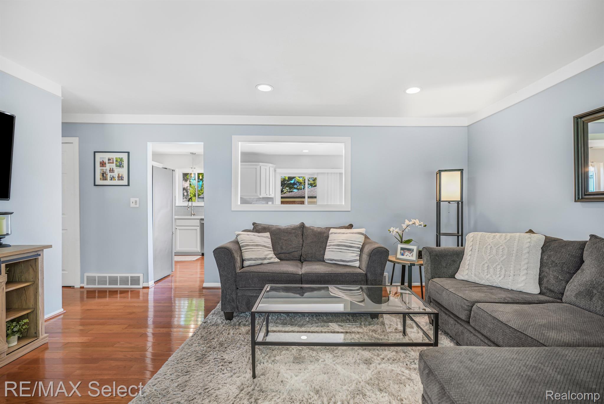 2751 CHESTERFIELD Drive