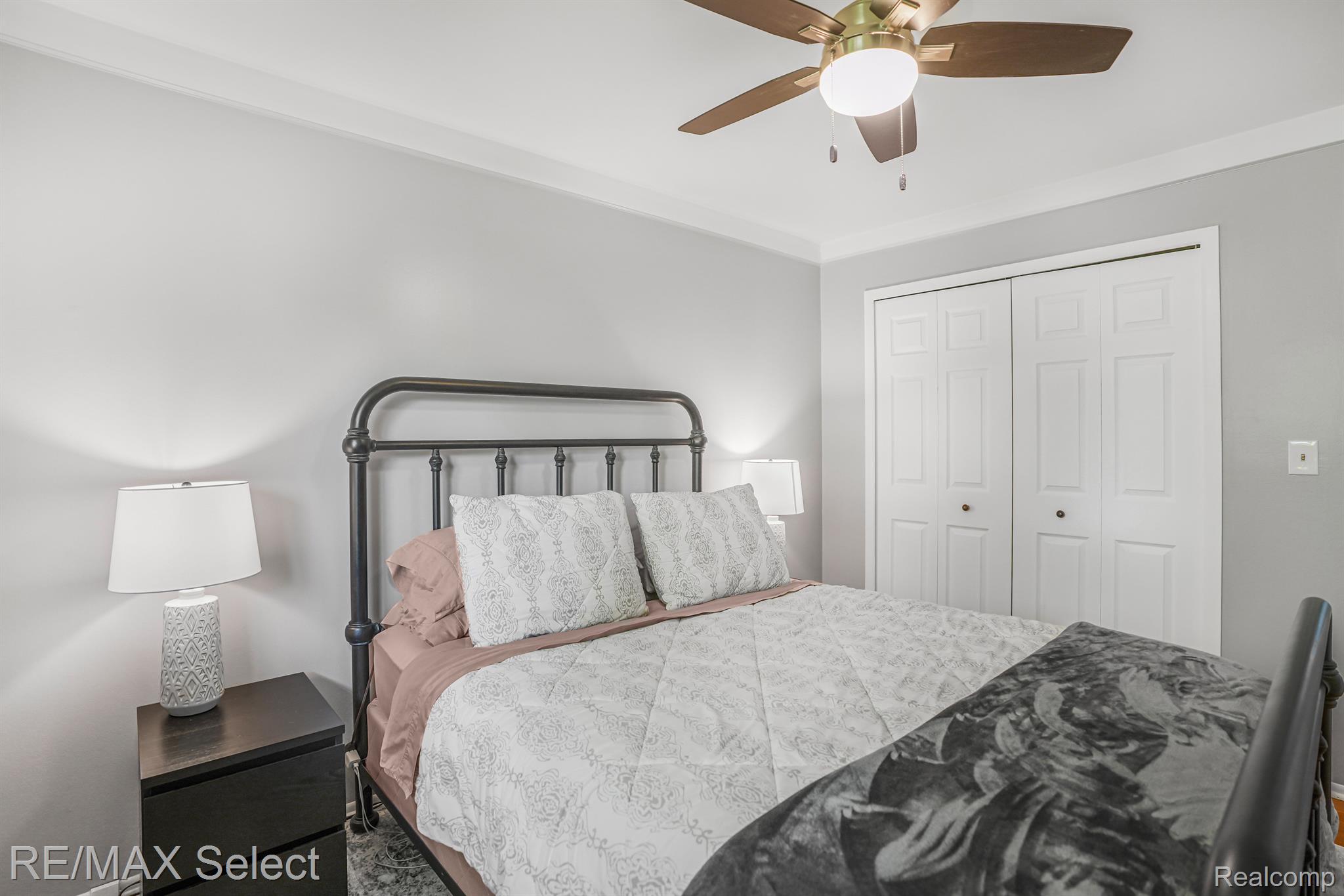 2751 CHESTERFIELD Drive