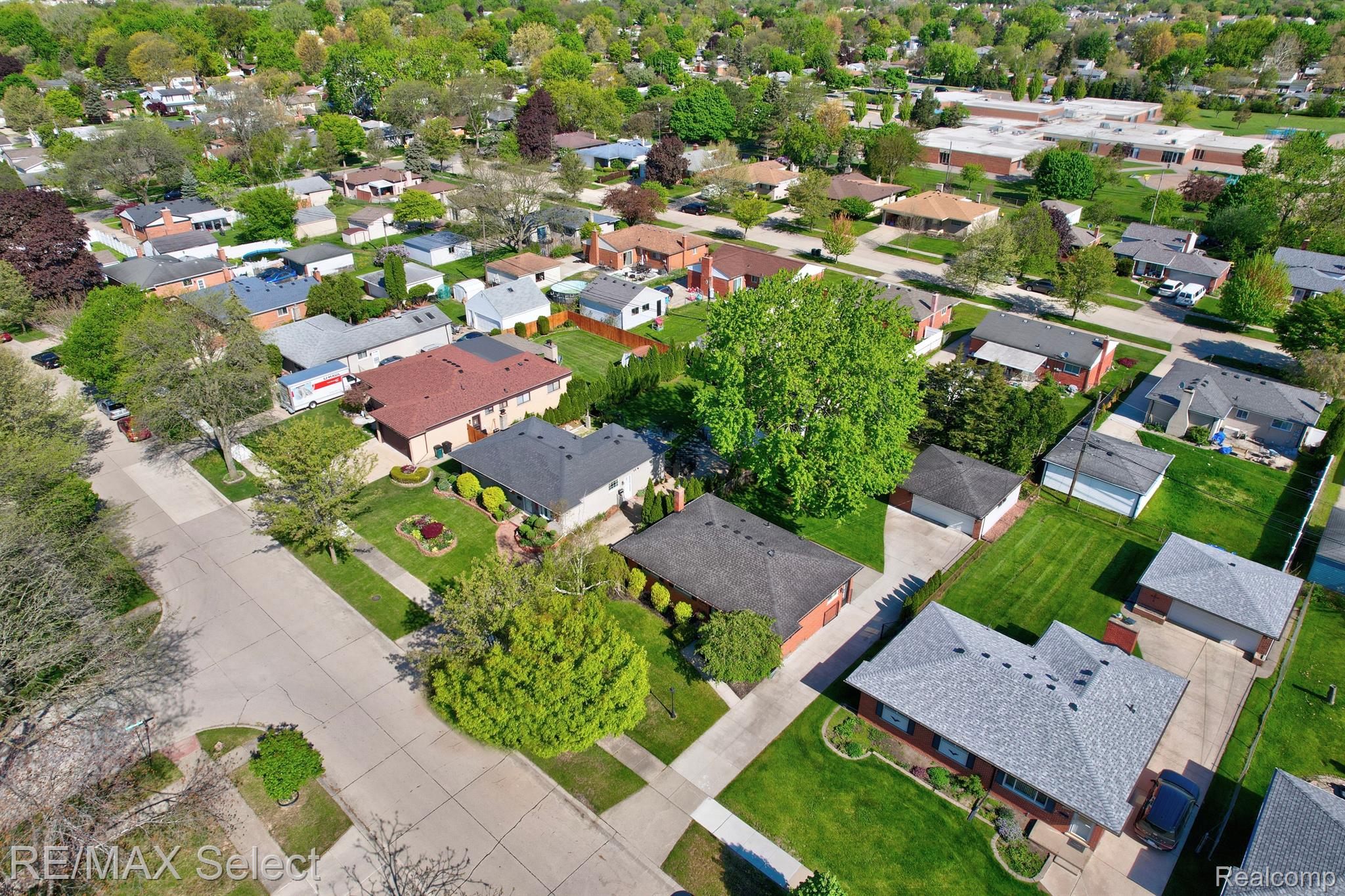 2751 CHESTERFIELD Drive