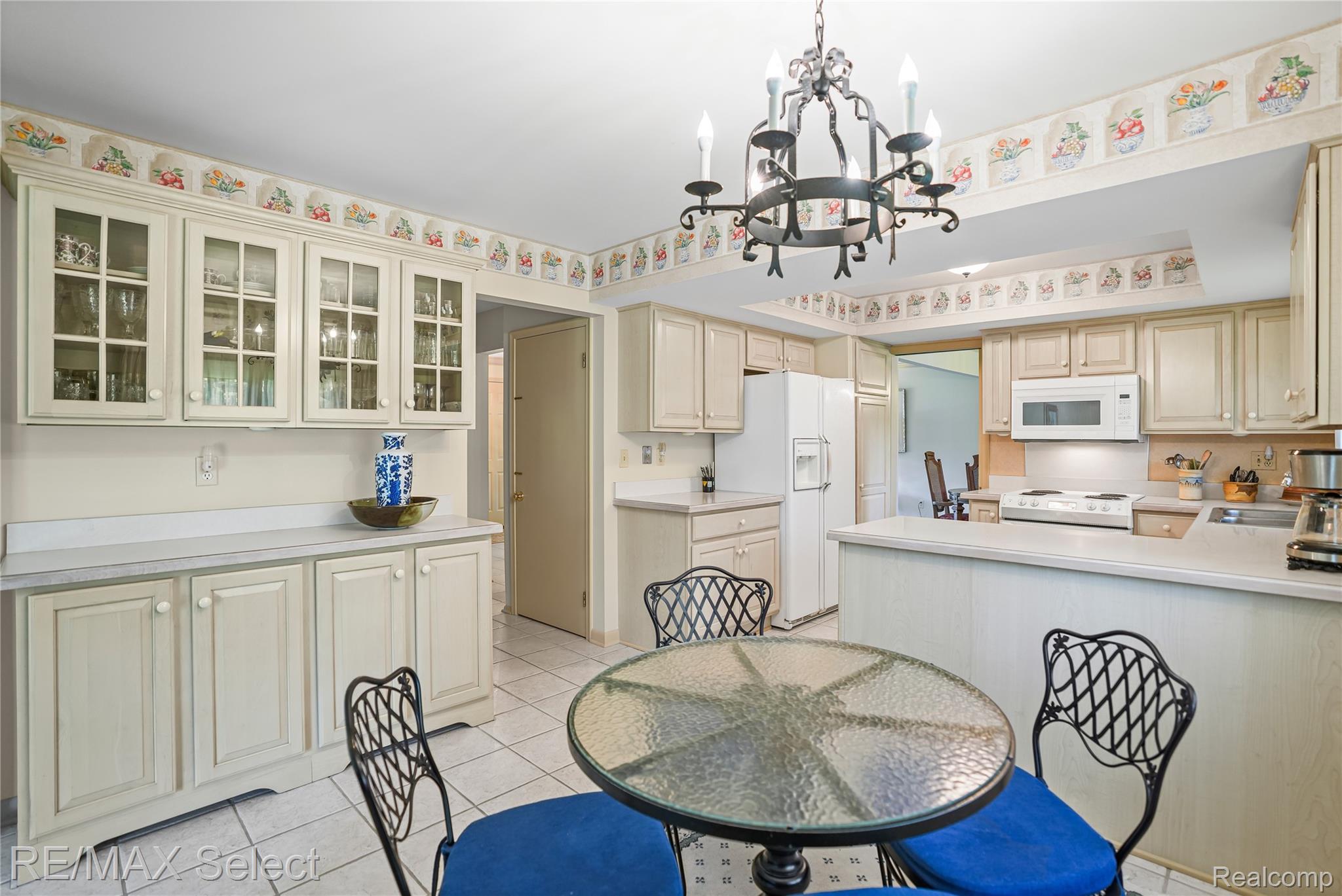 487 Boutell Drive