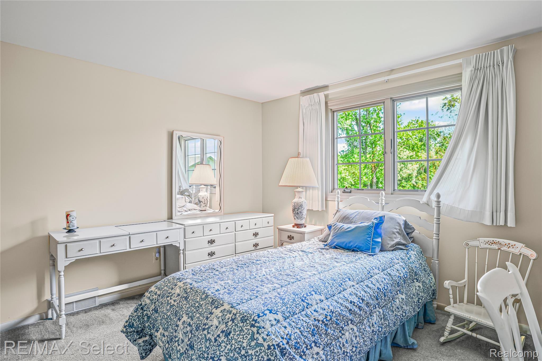487 Boutell Drive