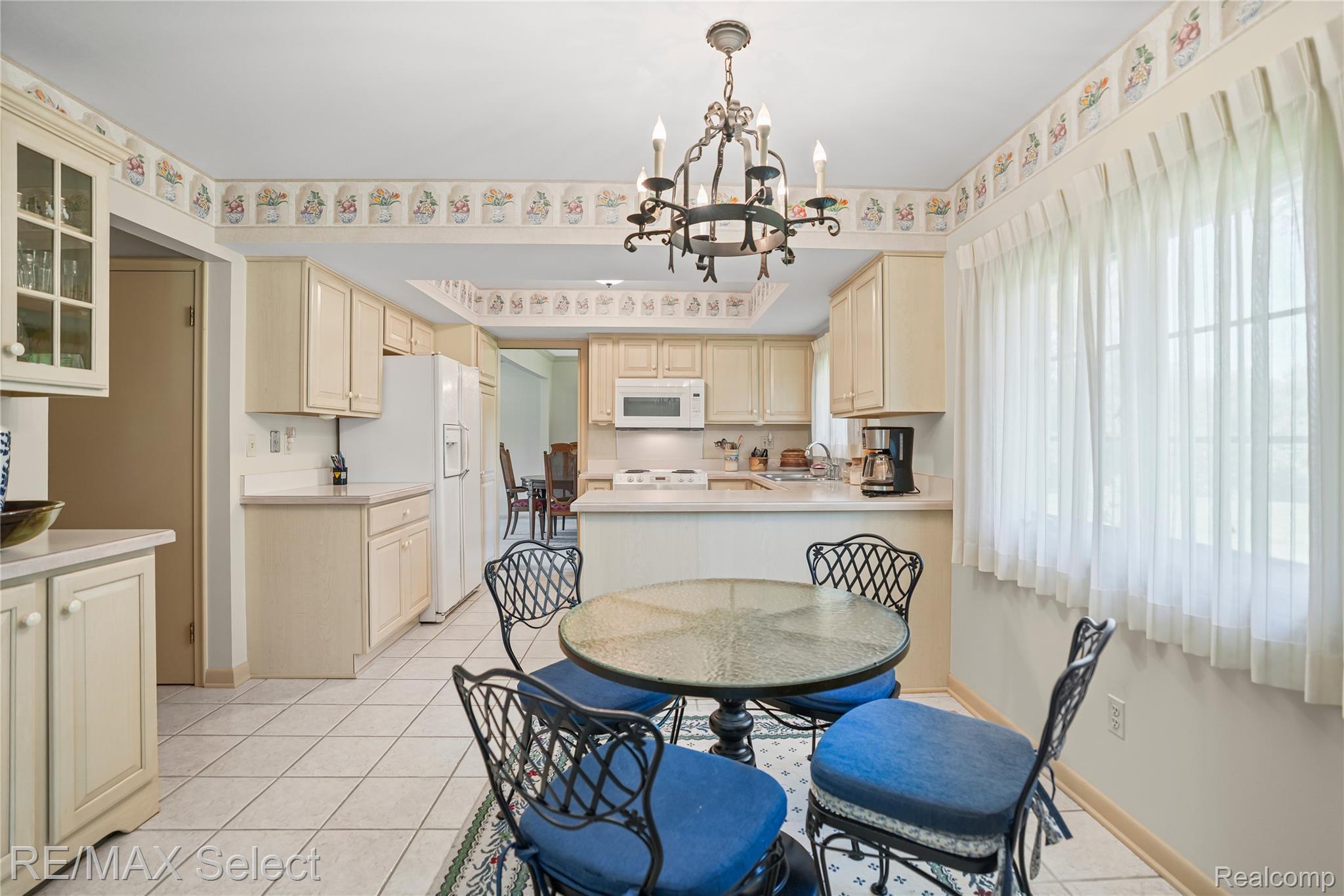 487 Boutell Drive