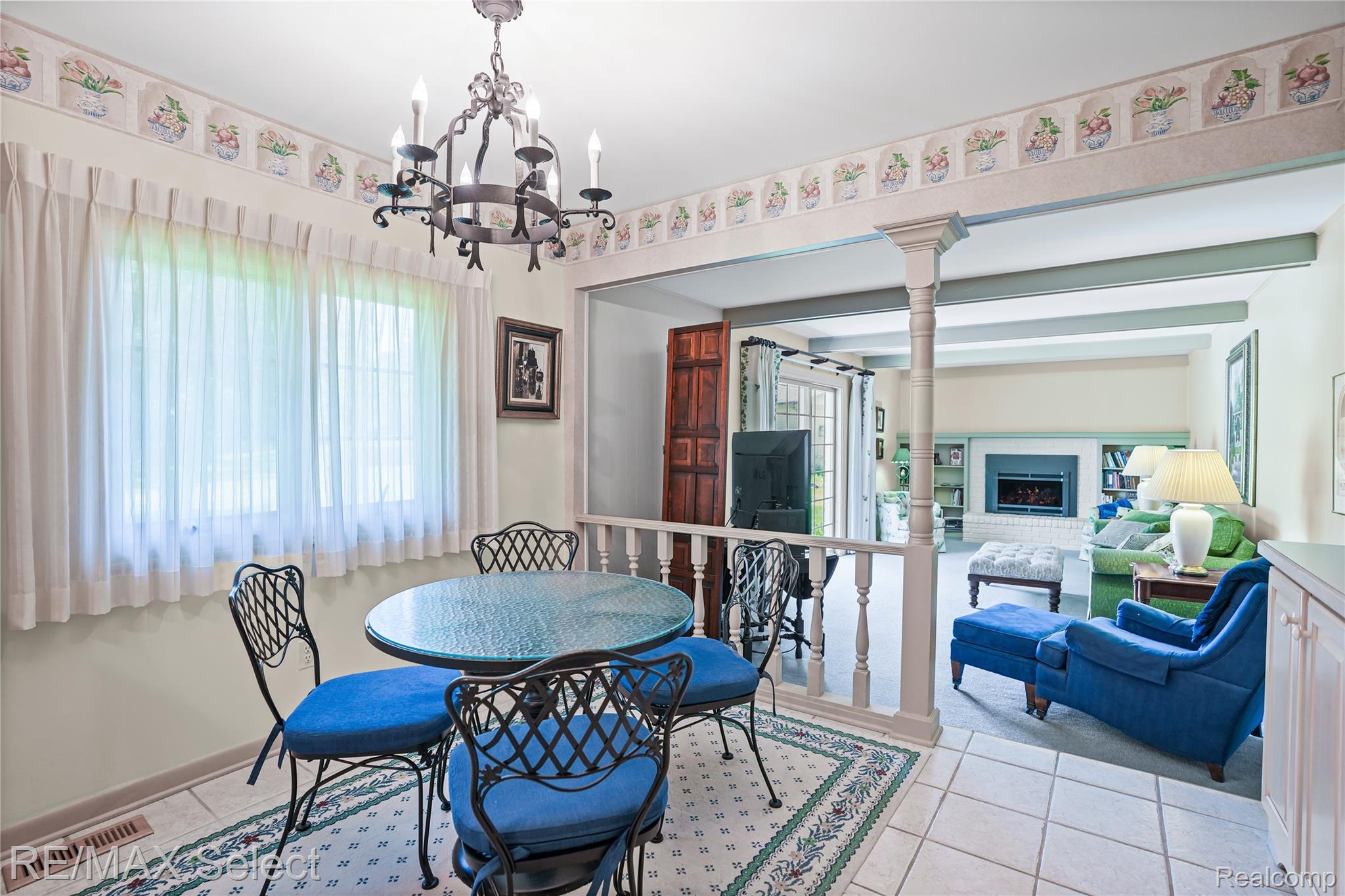 487 Boutell Drive