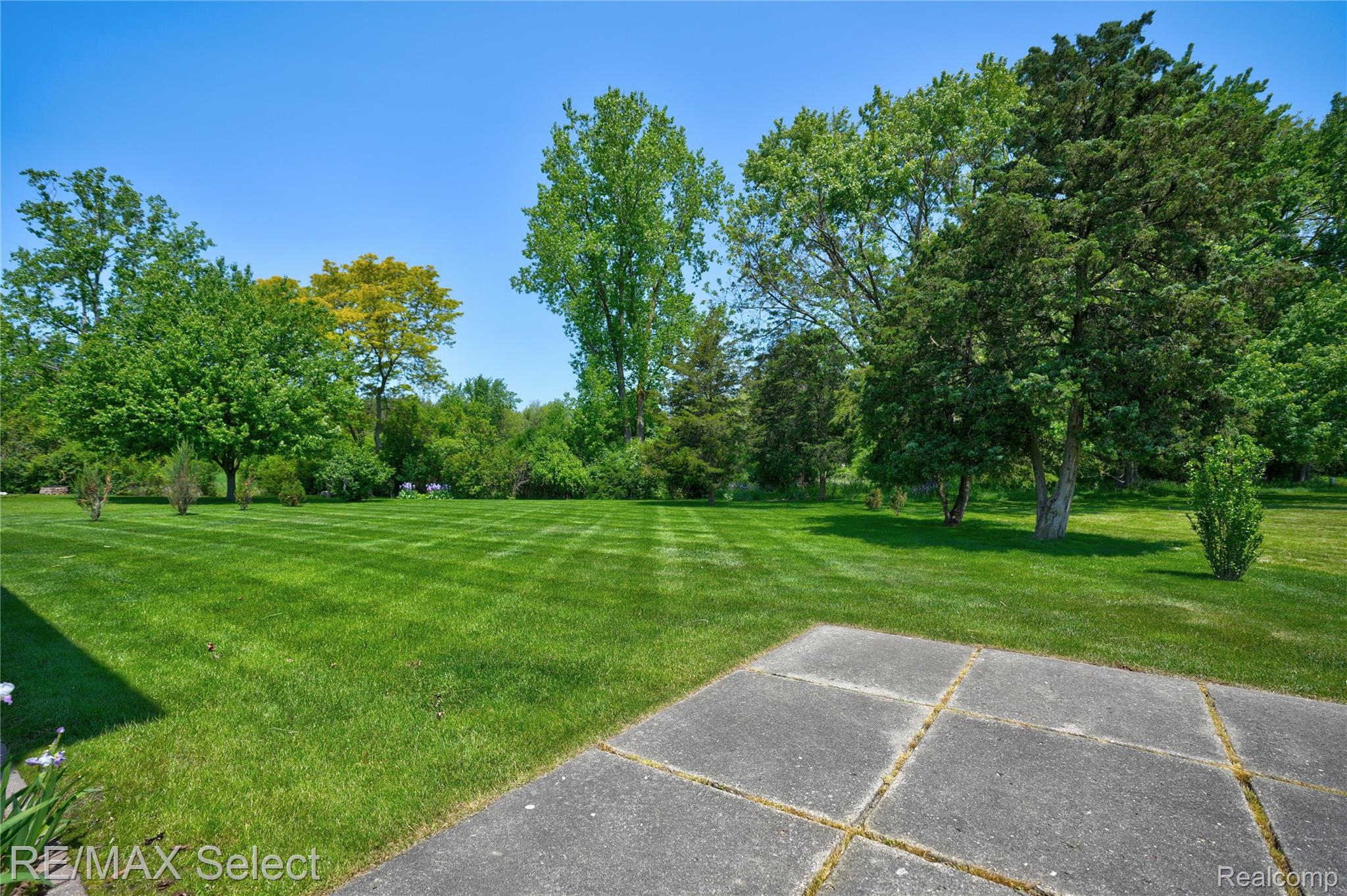 487 Boutell Drive