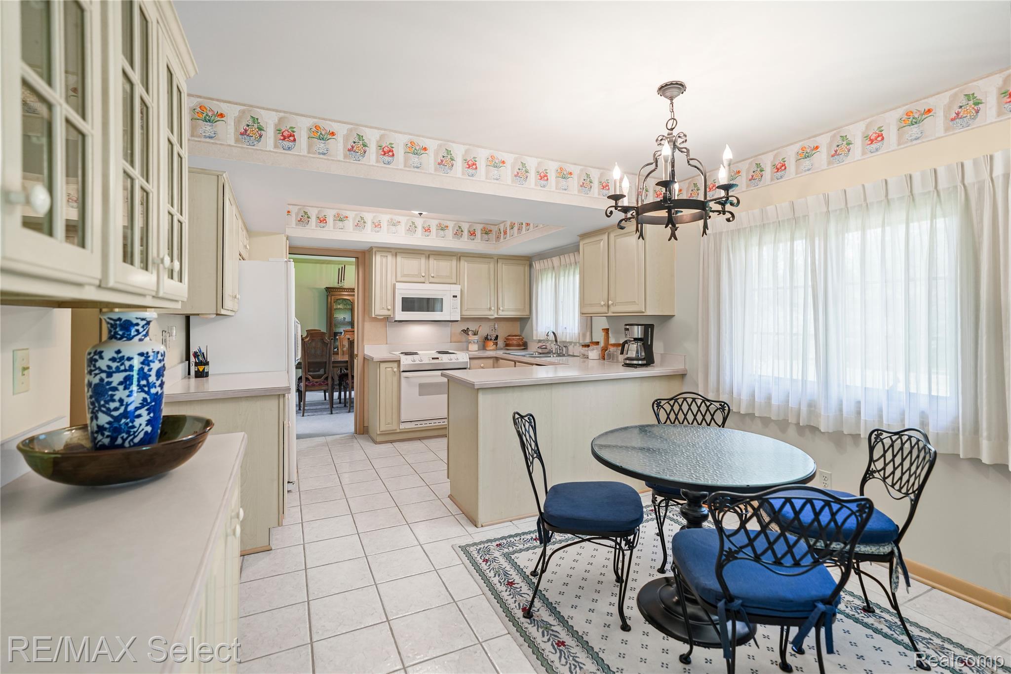 487 Boutell Drive