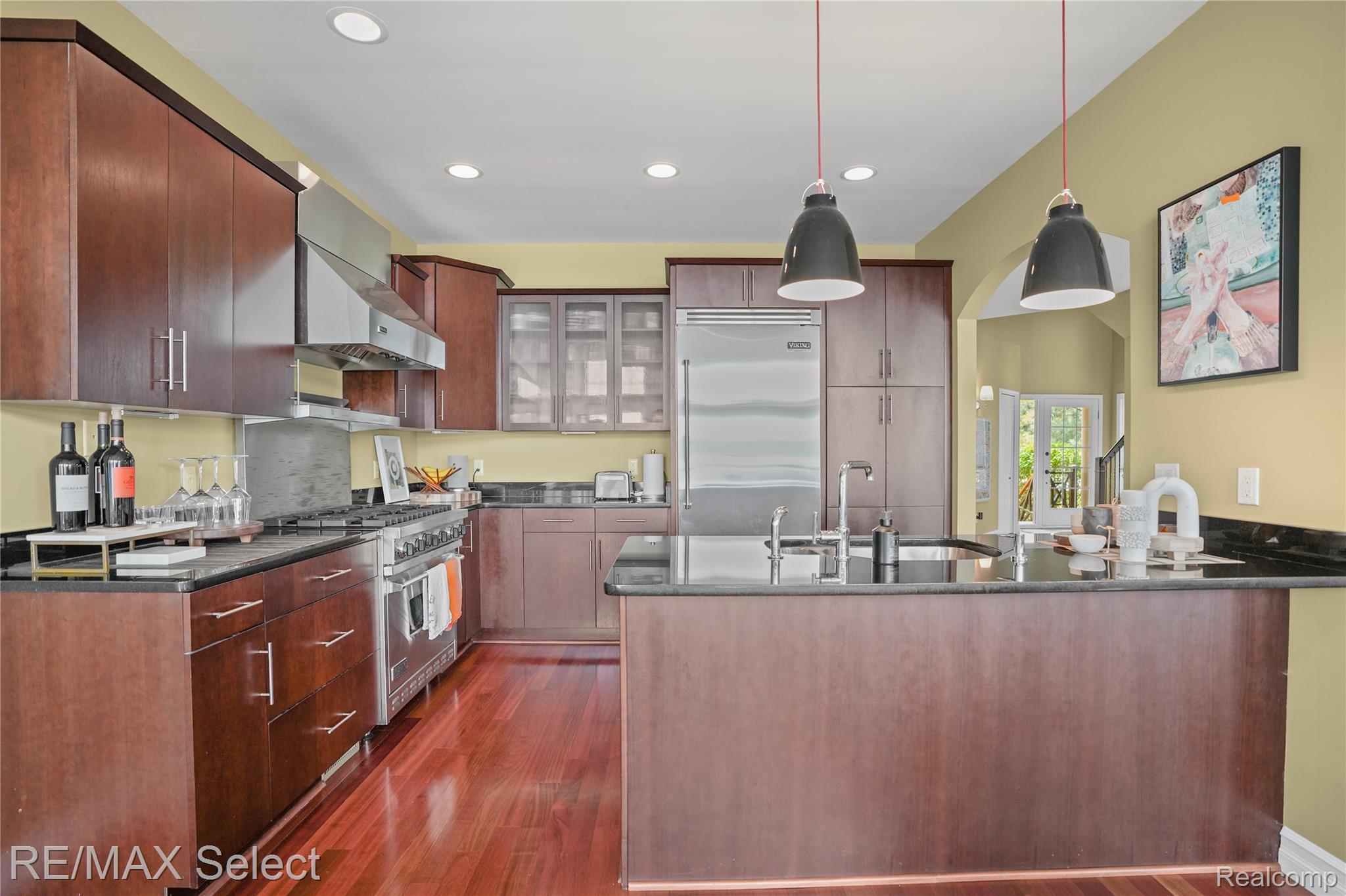 15496 Bealfred Drive