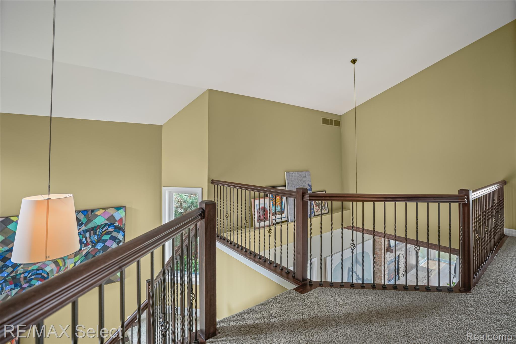 15496 Bealfred Drive