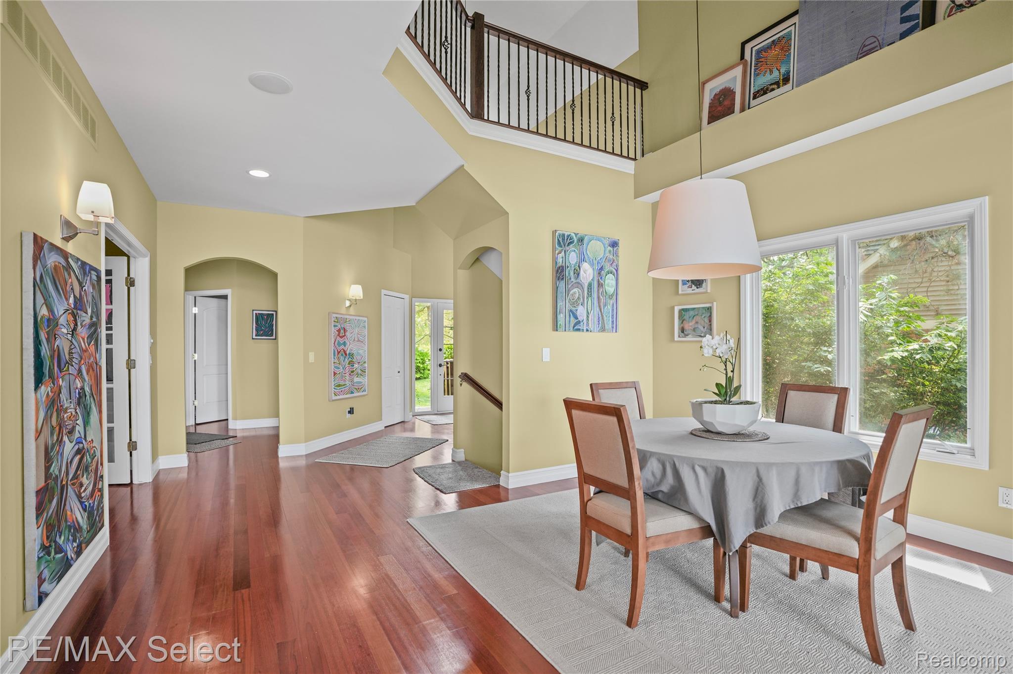 15496 Bealfred Drive