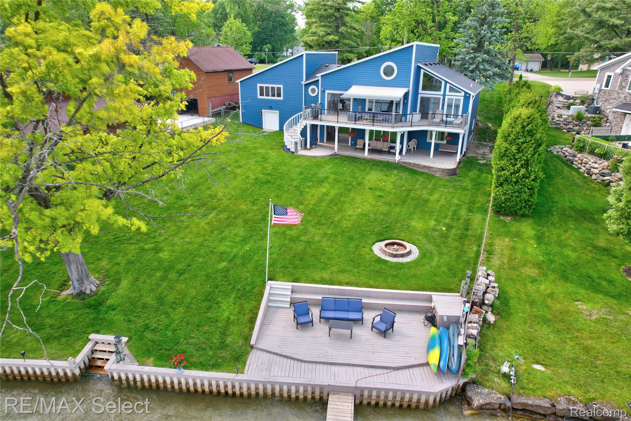 7457 Haviland Beach Drive