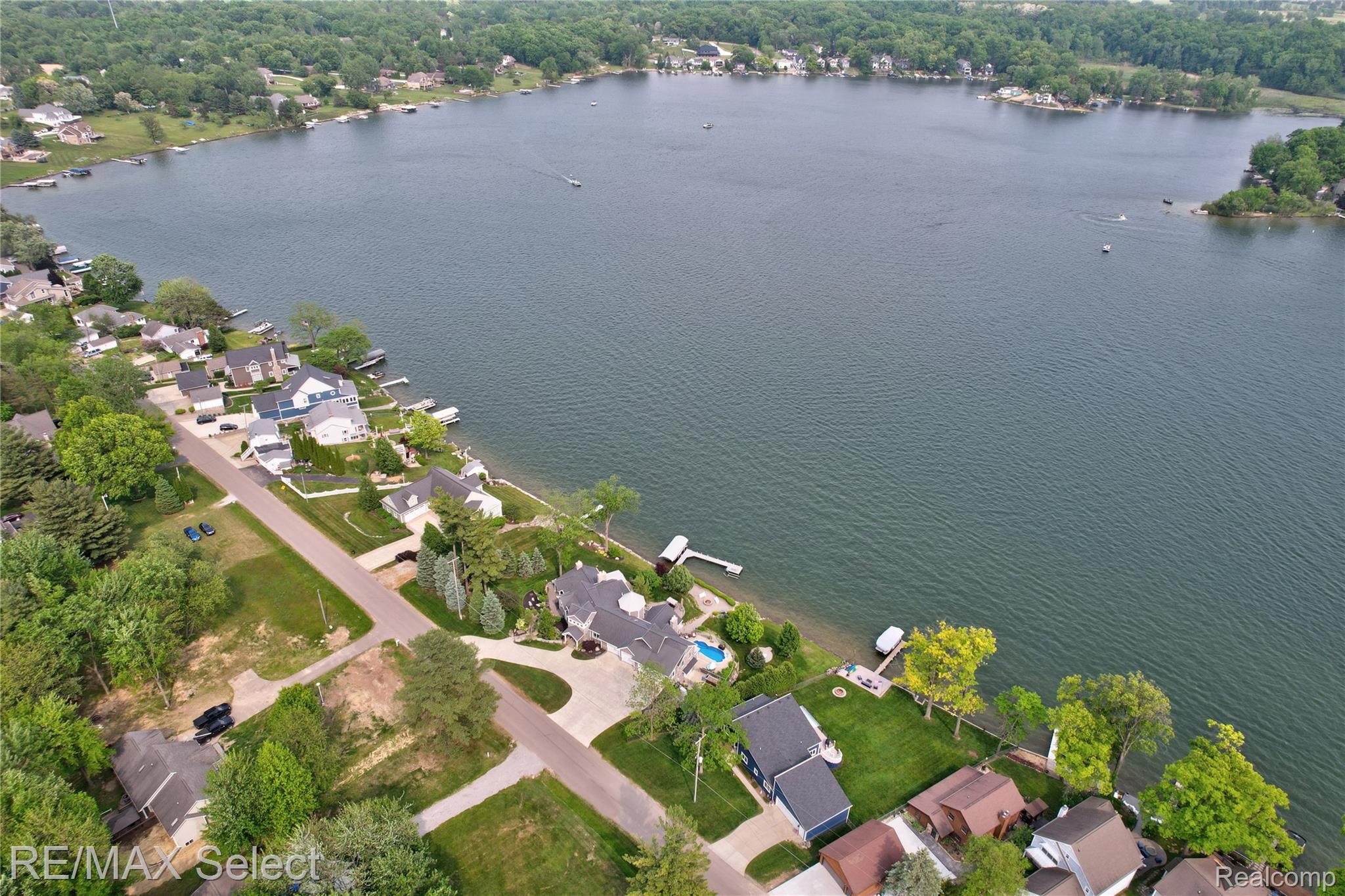 7457 Haviland Beach Drive