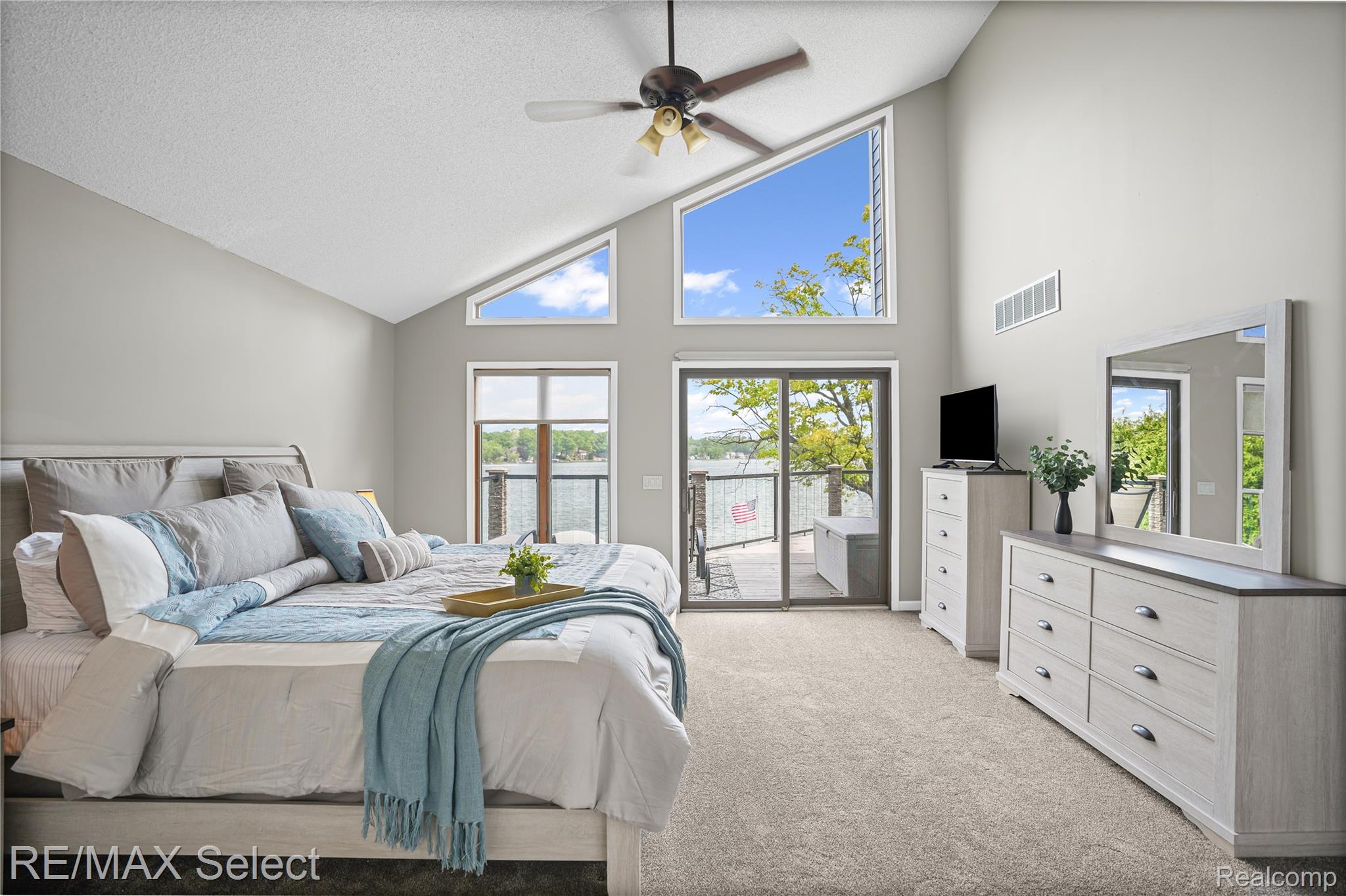 7457 Haviland Beach Drive