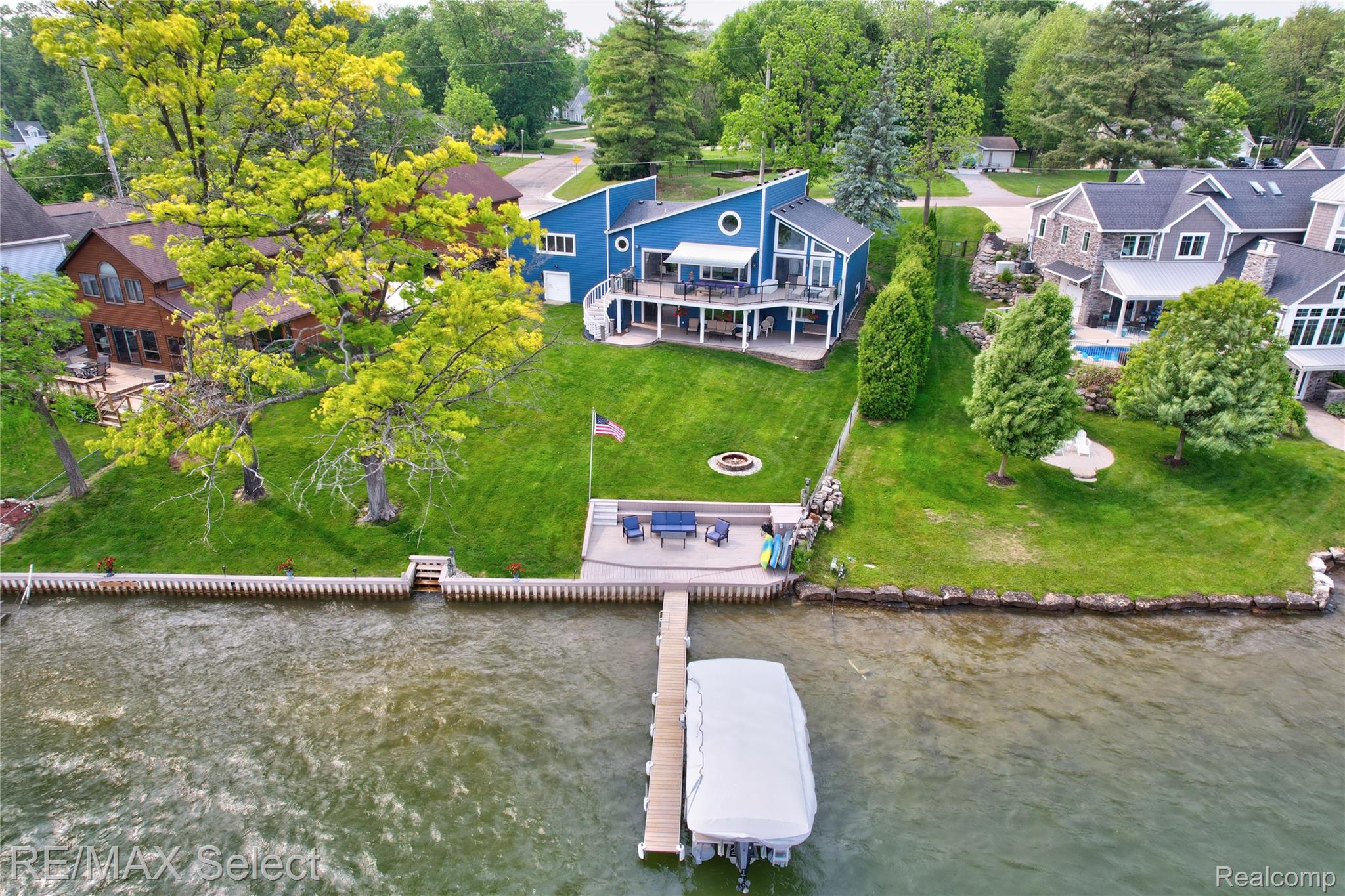 7457 Haviland Beach Drive