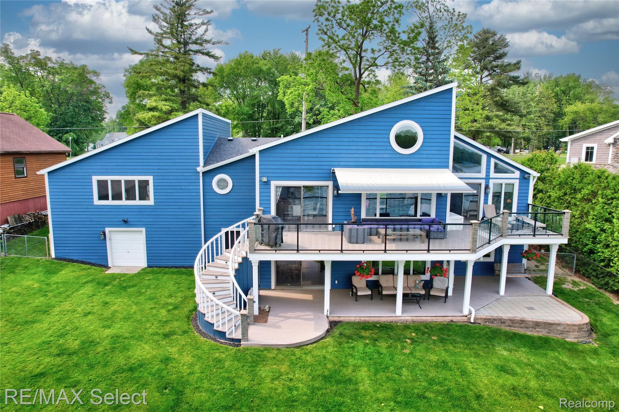 7457 Haviland Beach Drive